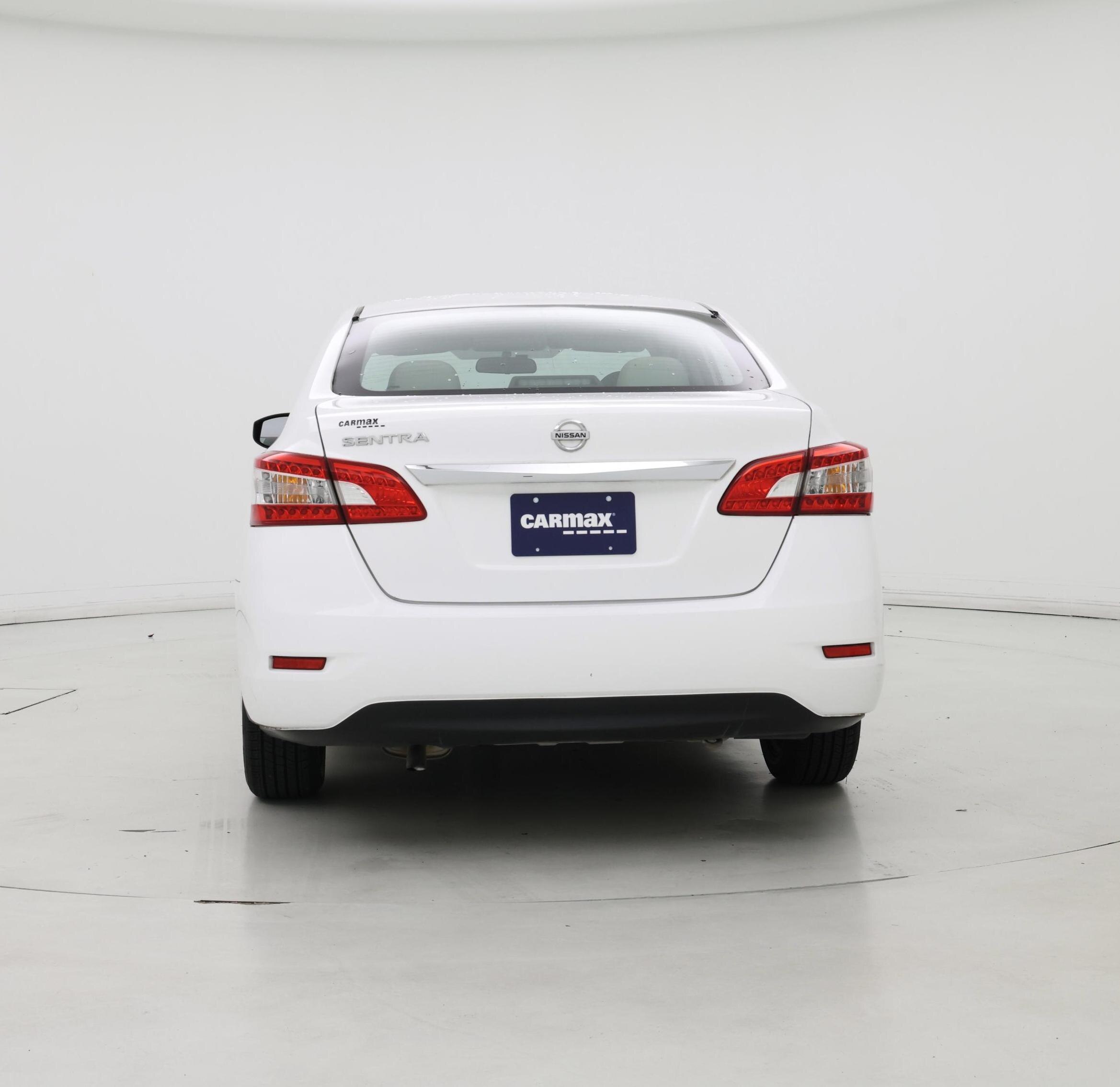 Thumbnail: 2015 Nissan Sentra - 6
