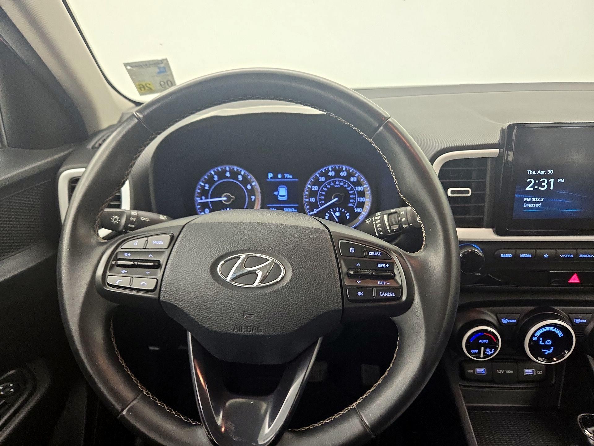 Thumbnail: 2022 Hyundai Venue - 10