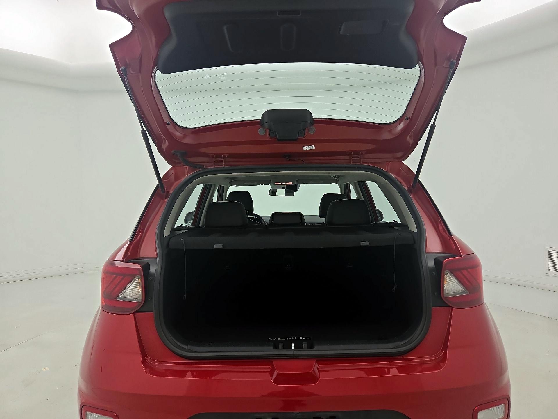 Thumbnail: 2022 Hyundai Venue - 20
