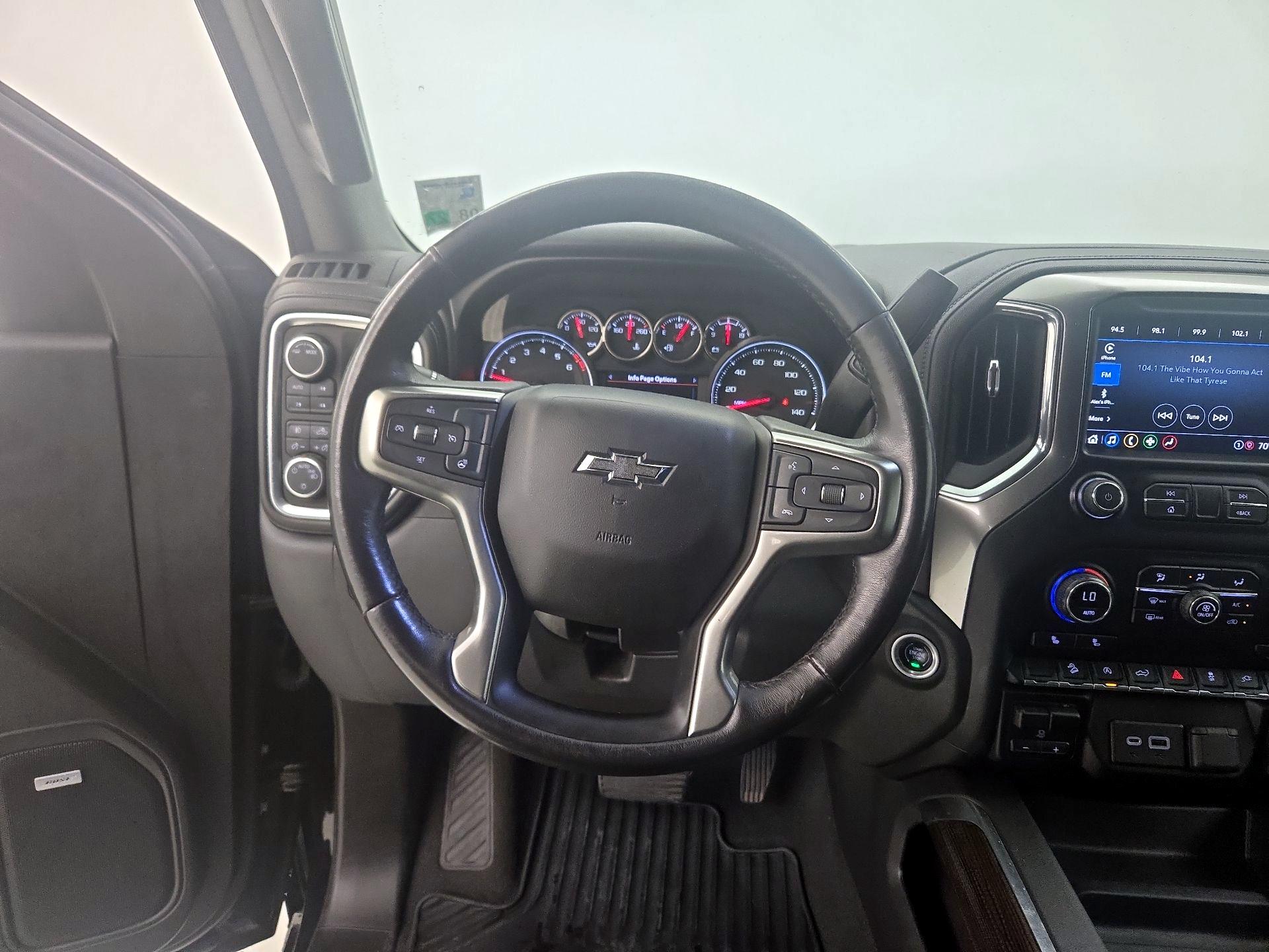 Thumbnail: 2021 Chevrolet Silverado 1500 - 10