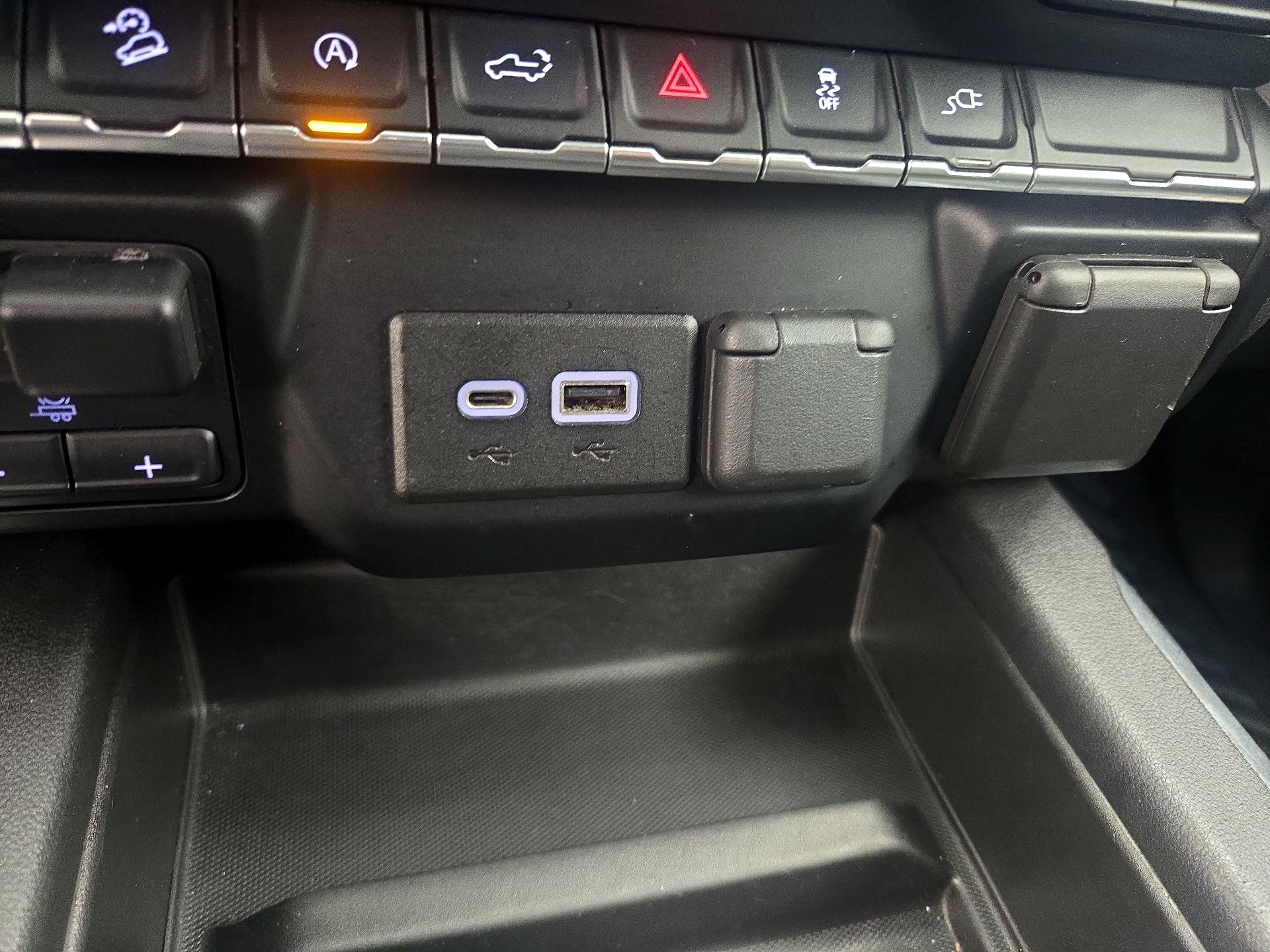 Thumbnail: 2021 Chevrolet Silverado 1500 - 18