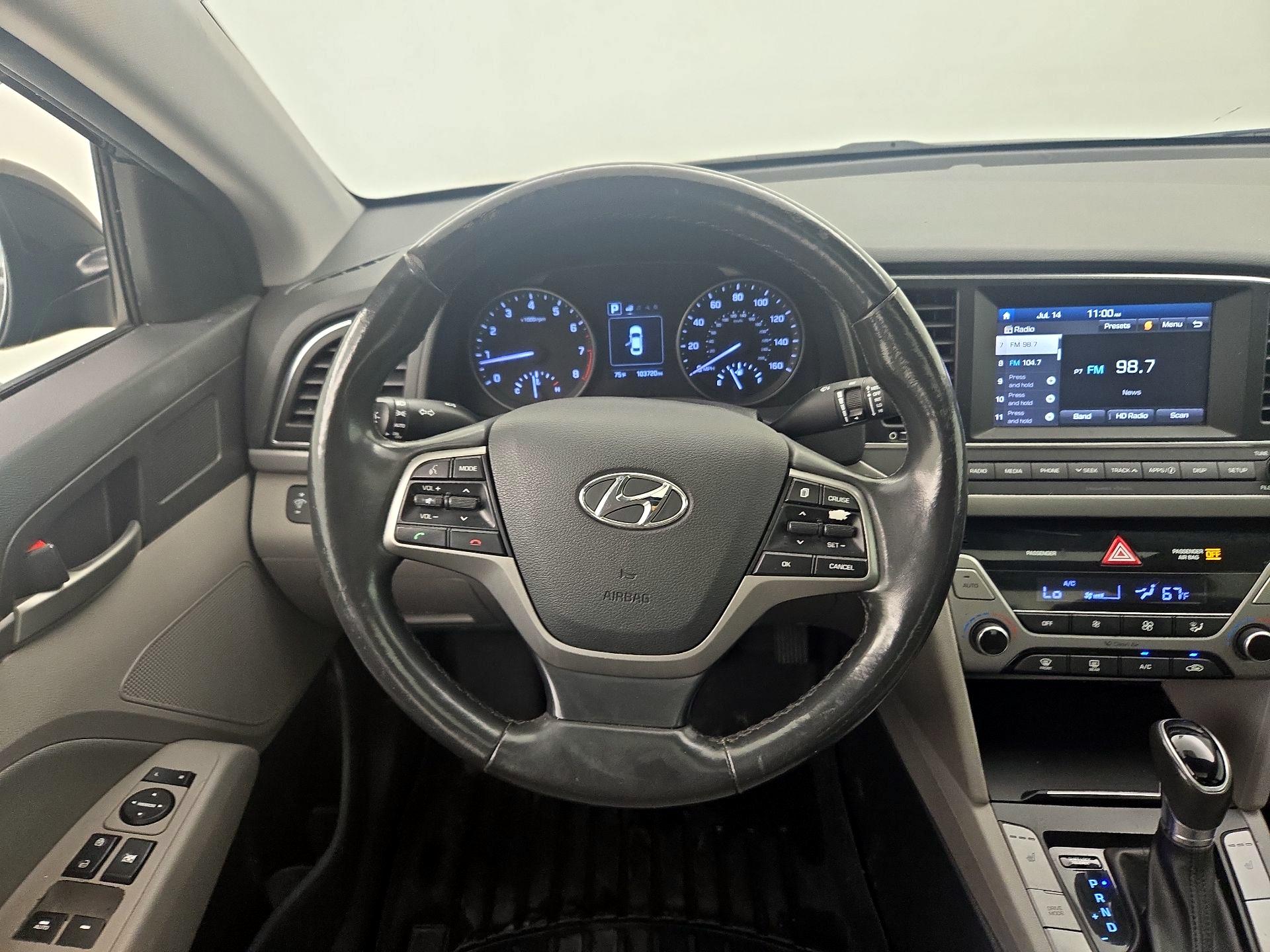 Thumbnail: 2018 Hyundai Elantra - 10