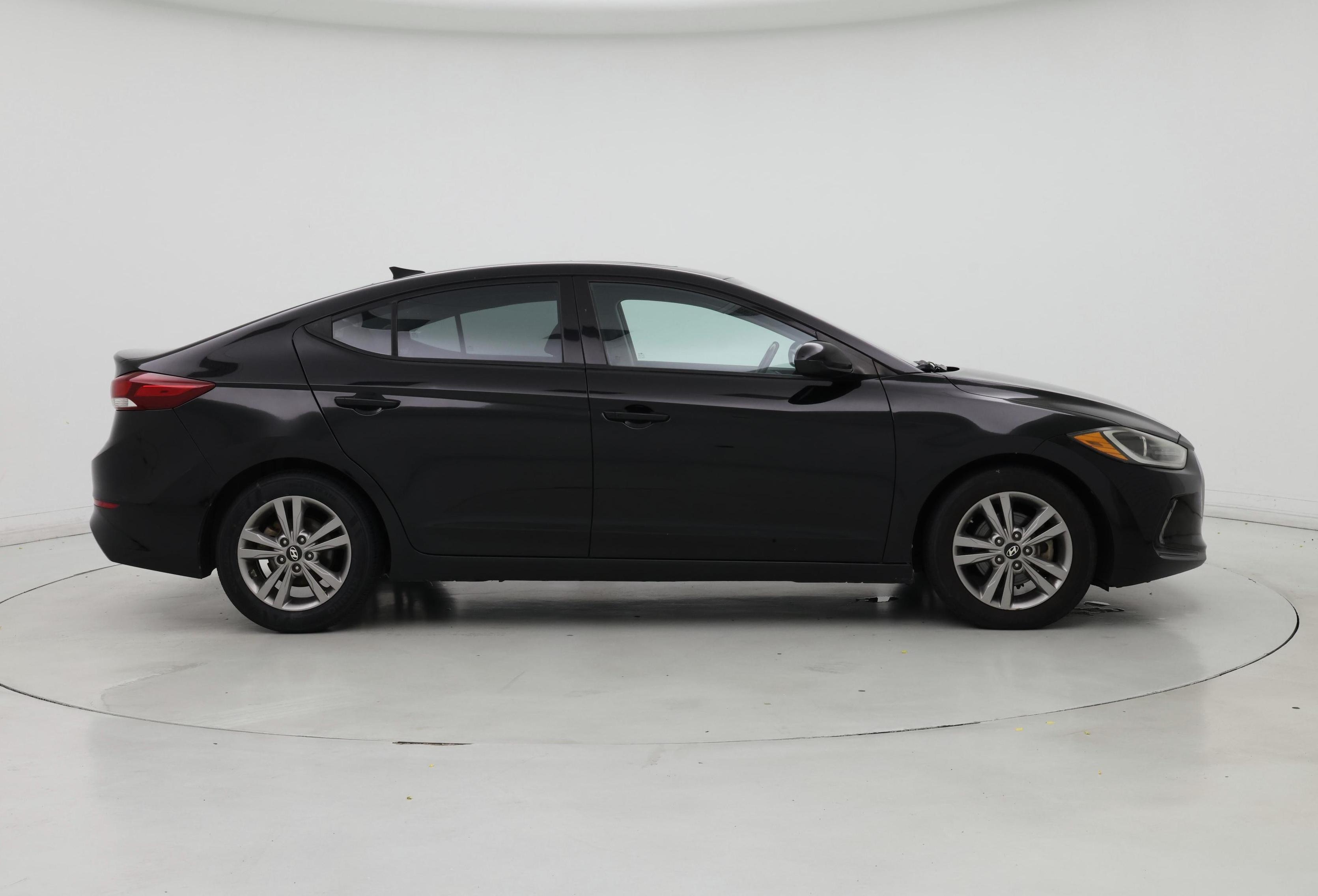 Thumbnail: 2018 Hyundai Elantra - 7
