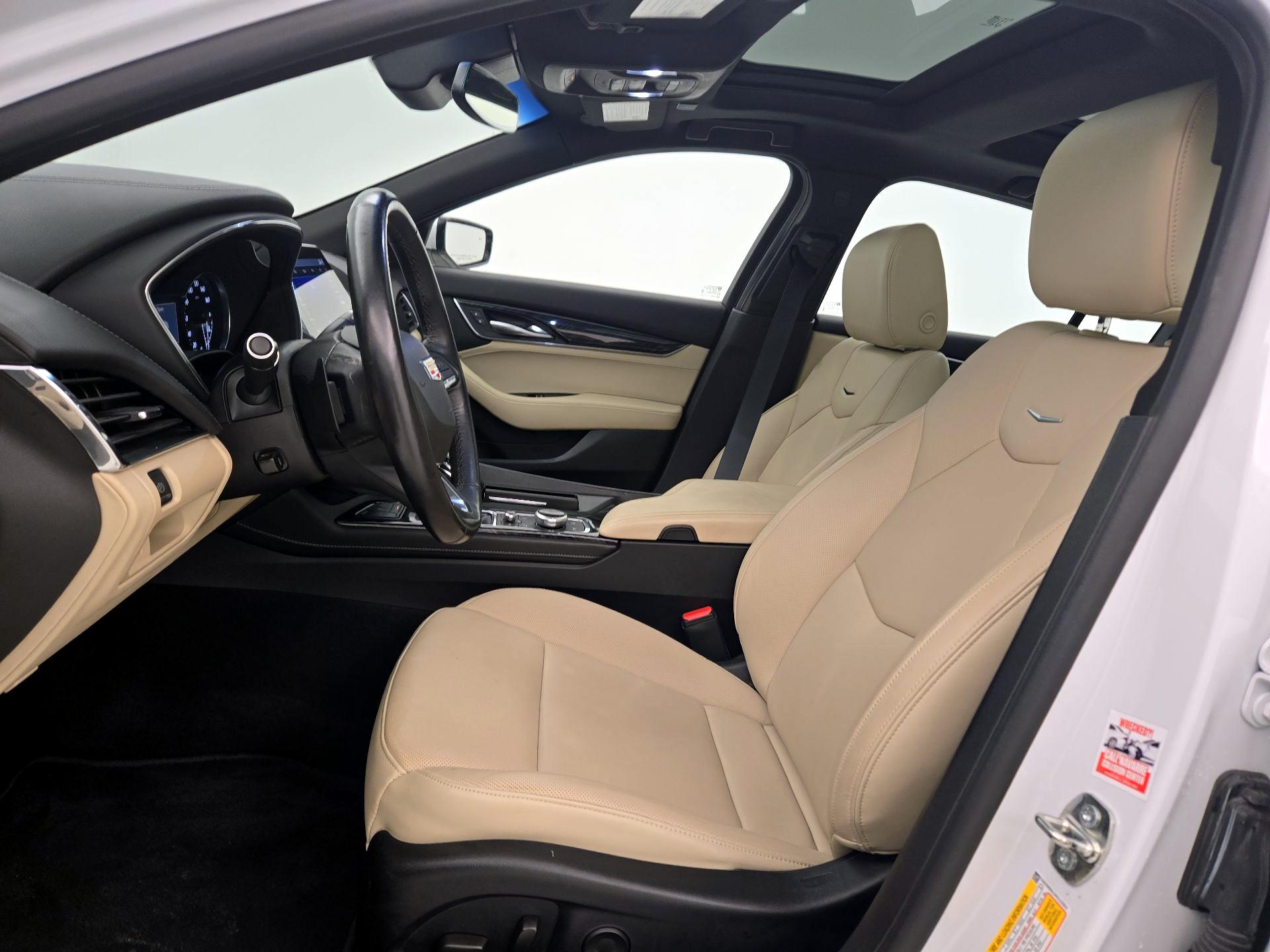 Thumbnail: 2023 Cadillac CT5 - 11