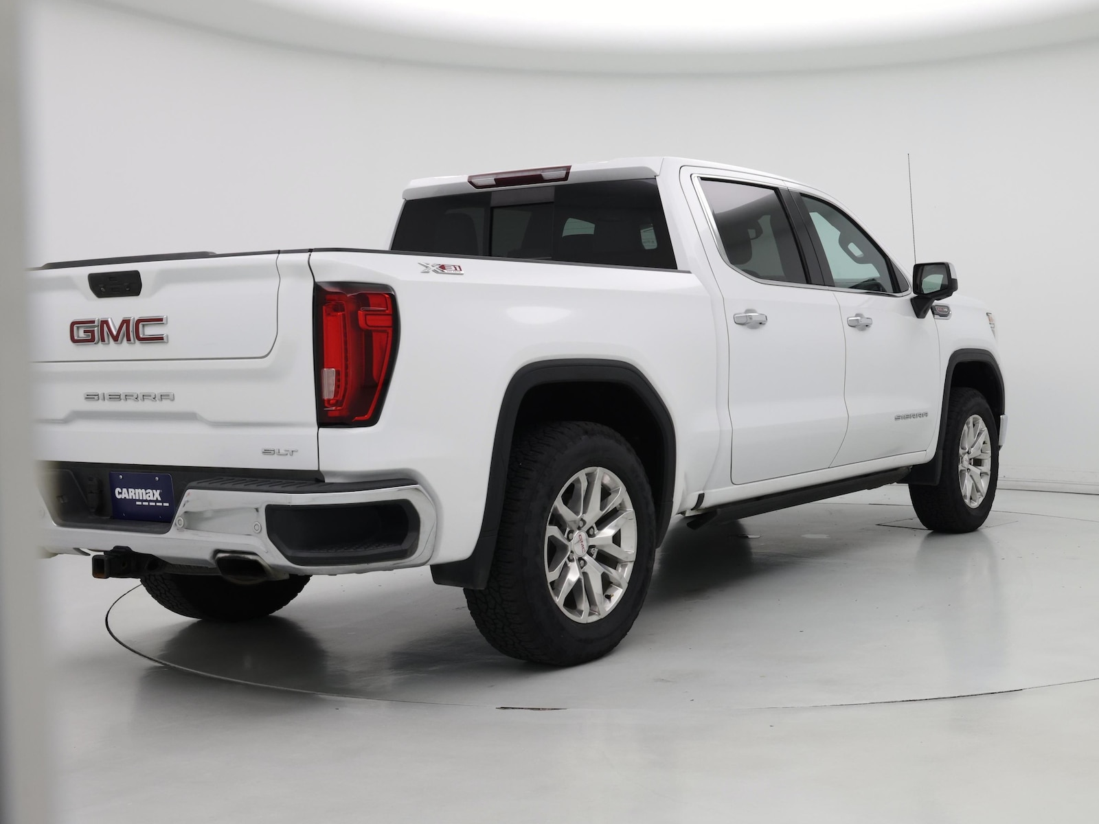 2019 GMC Sierra 1500 SLT - Photo 9