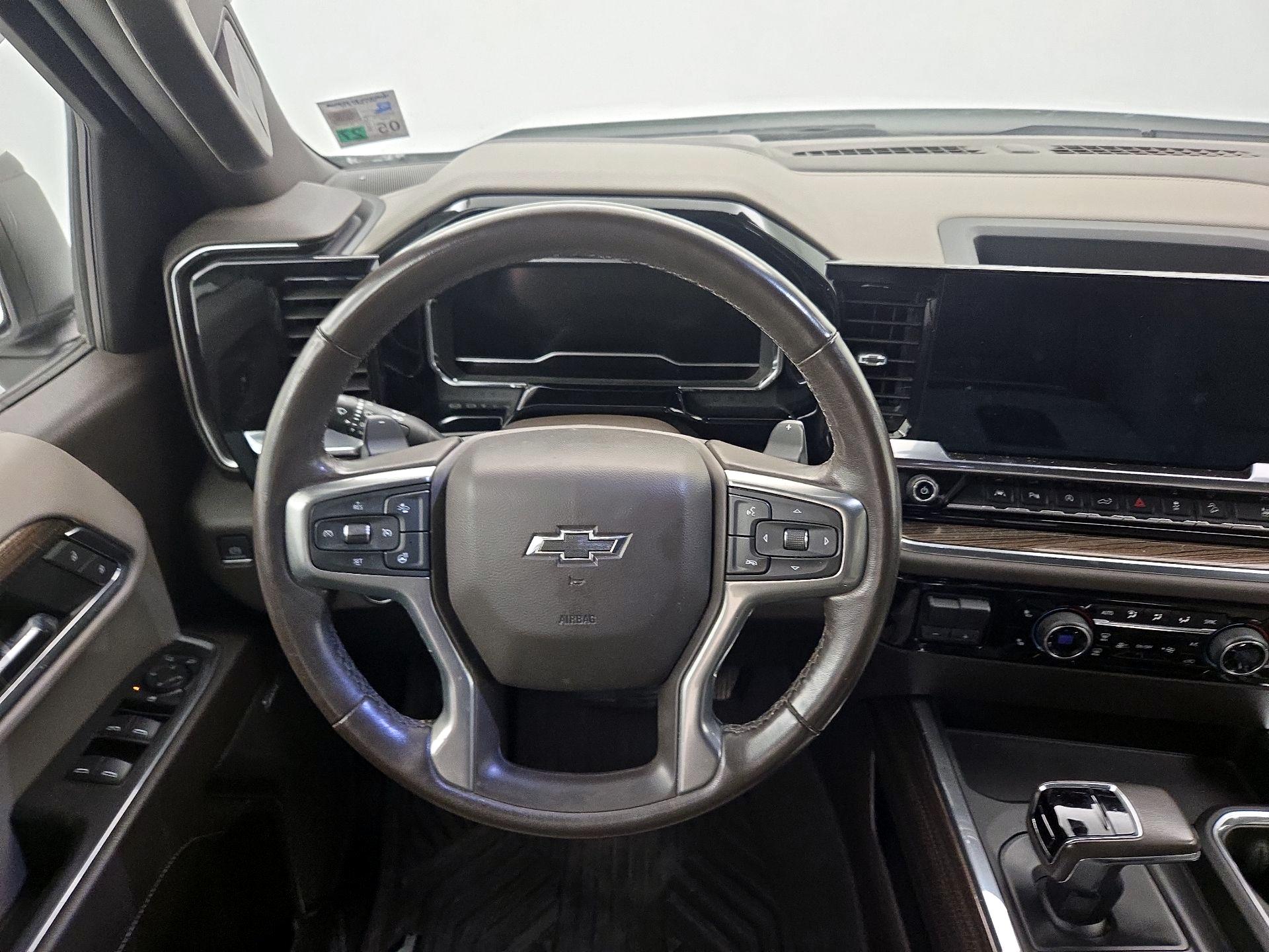 Thumbnail: 2022 Chevrolet Silverado 1500 - 10