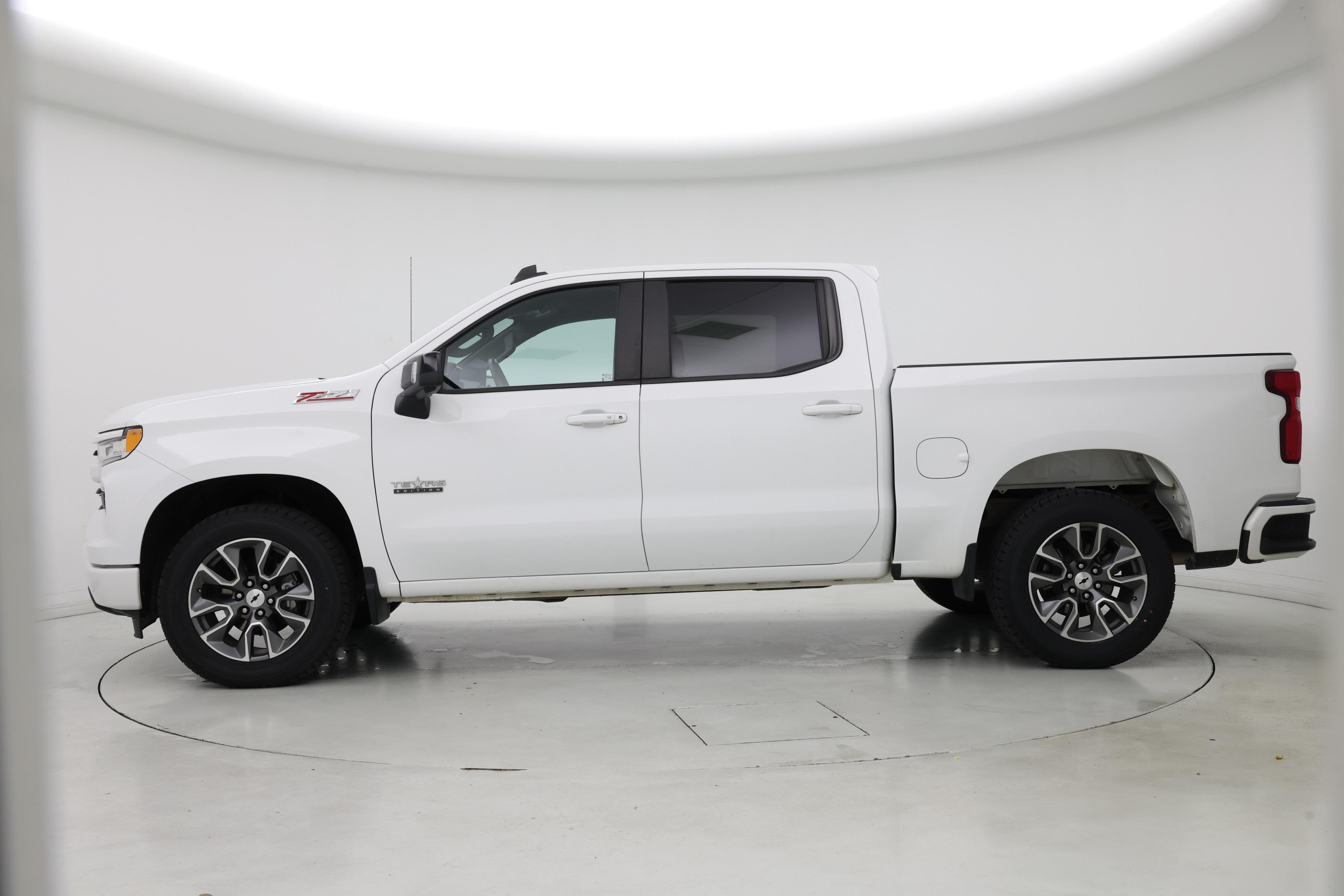 Thumbnail: 2022 Chevrolet Silverado 1500 - 3