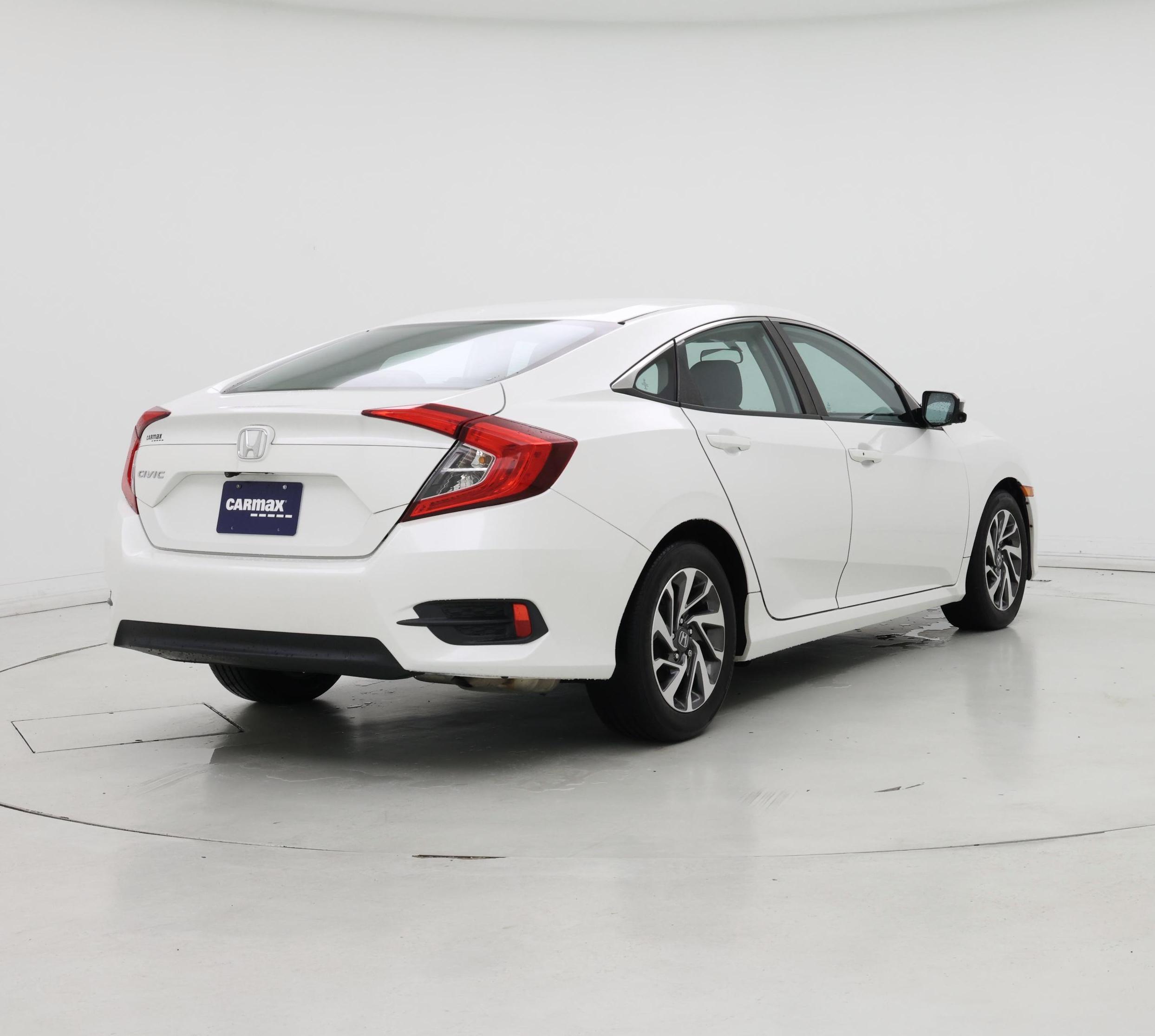 Thumbnail: 2016 Honda Civic - 8