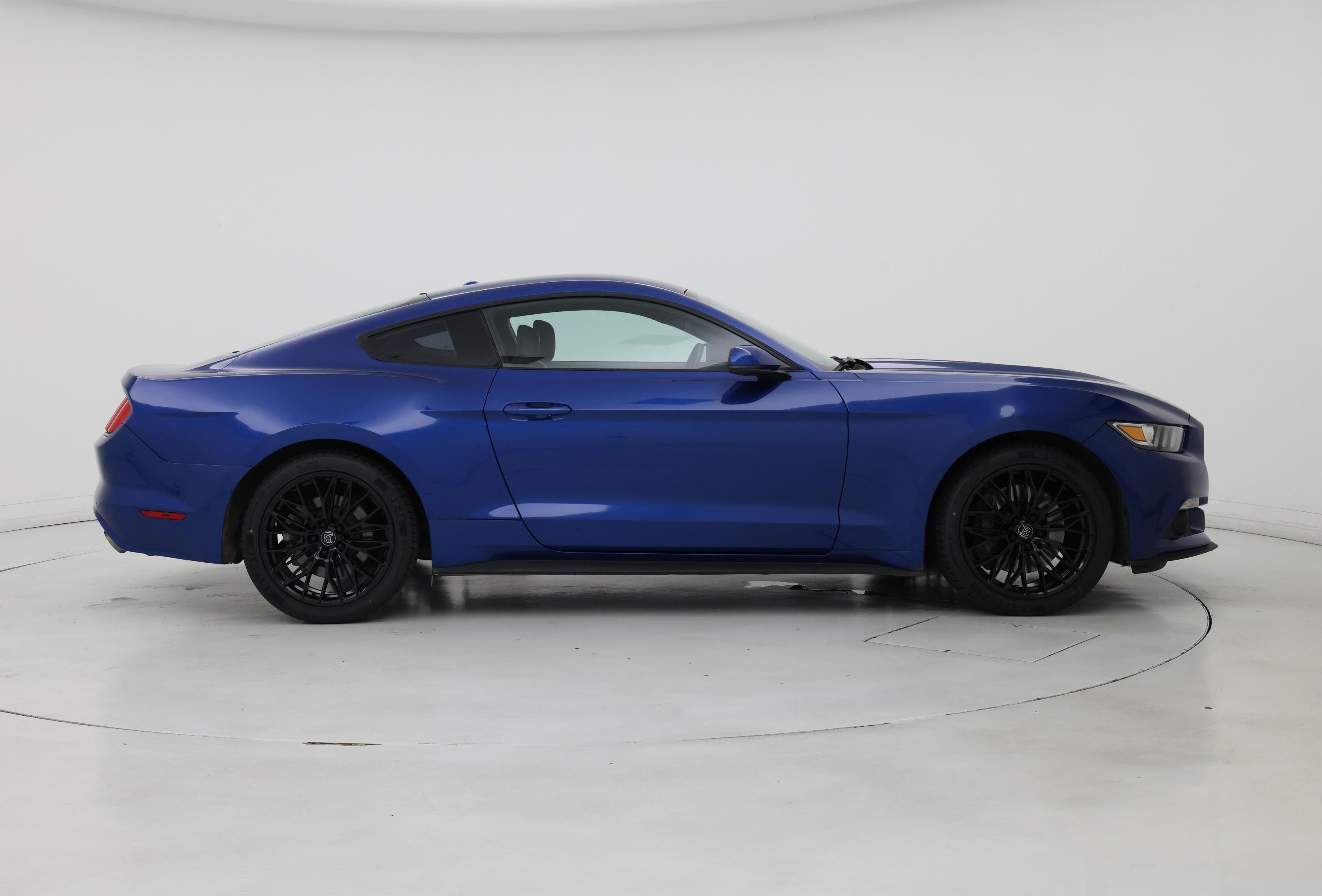 Thumbnail: 2017 Ford Mustang - 7