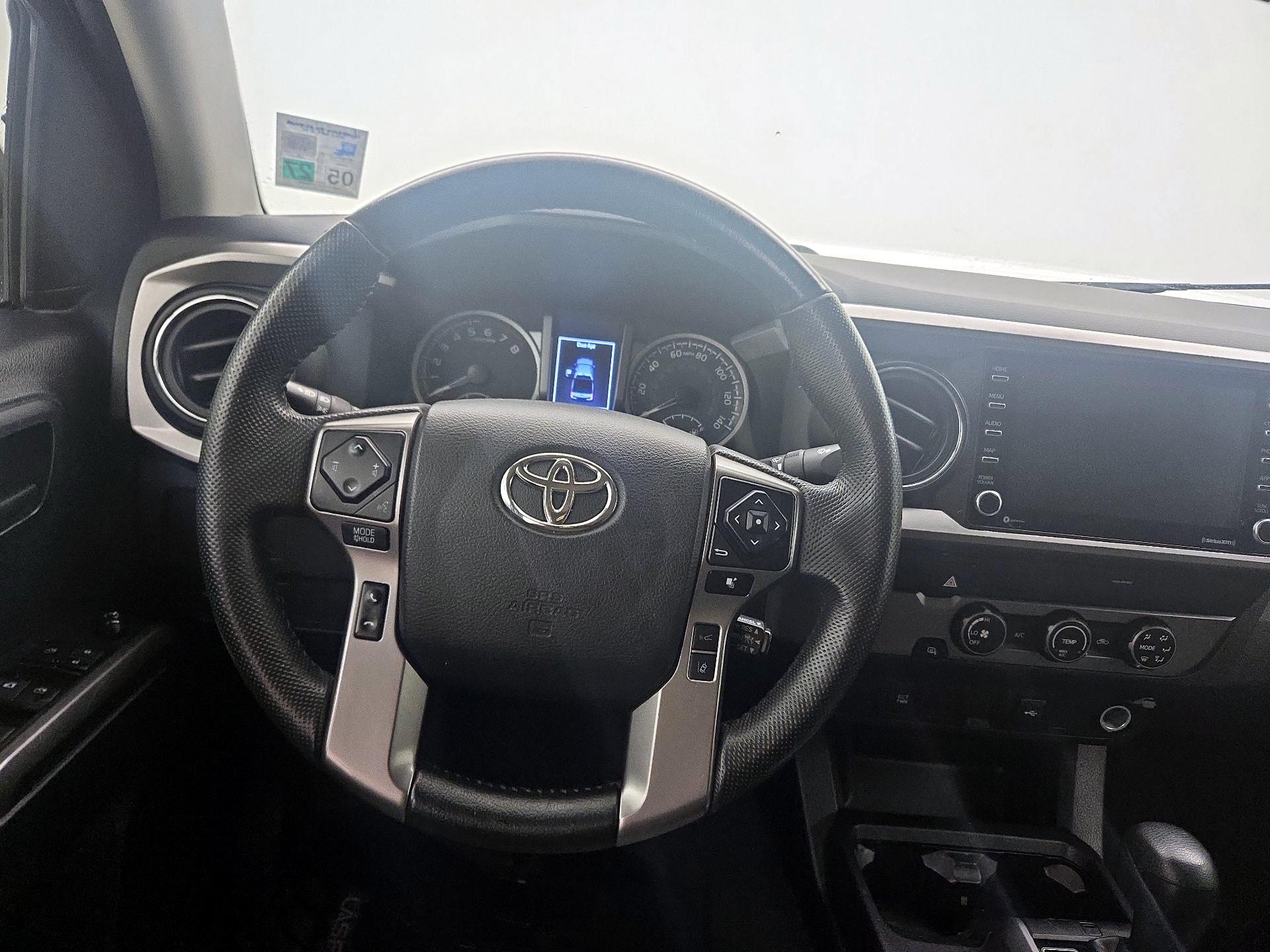 Thumbnail: 2022 Toyota Tacoma - 10