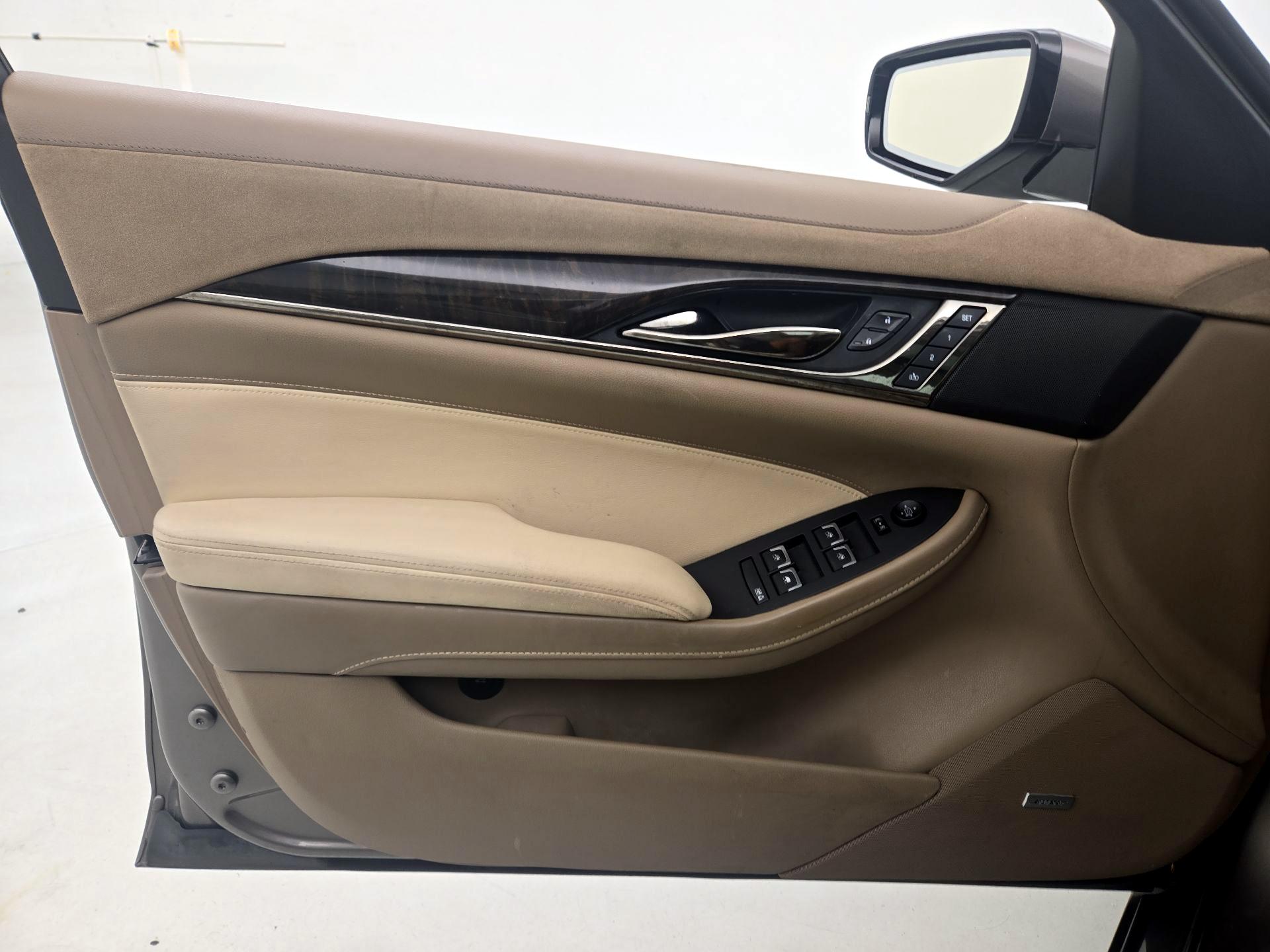 Thumbnail: 2014 Cadillac CTS - 12