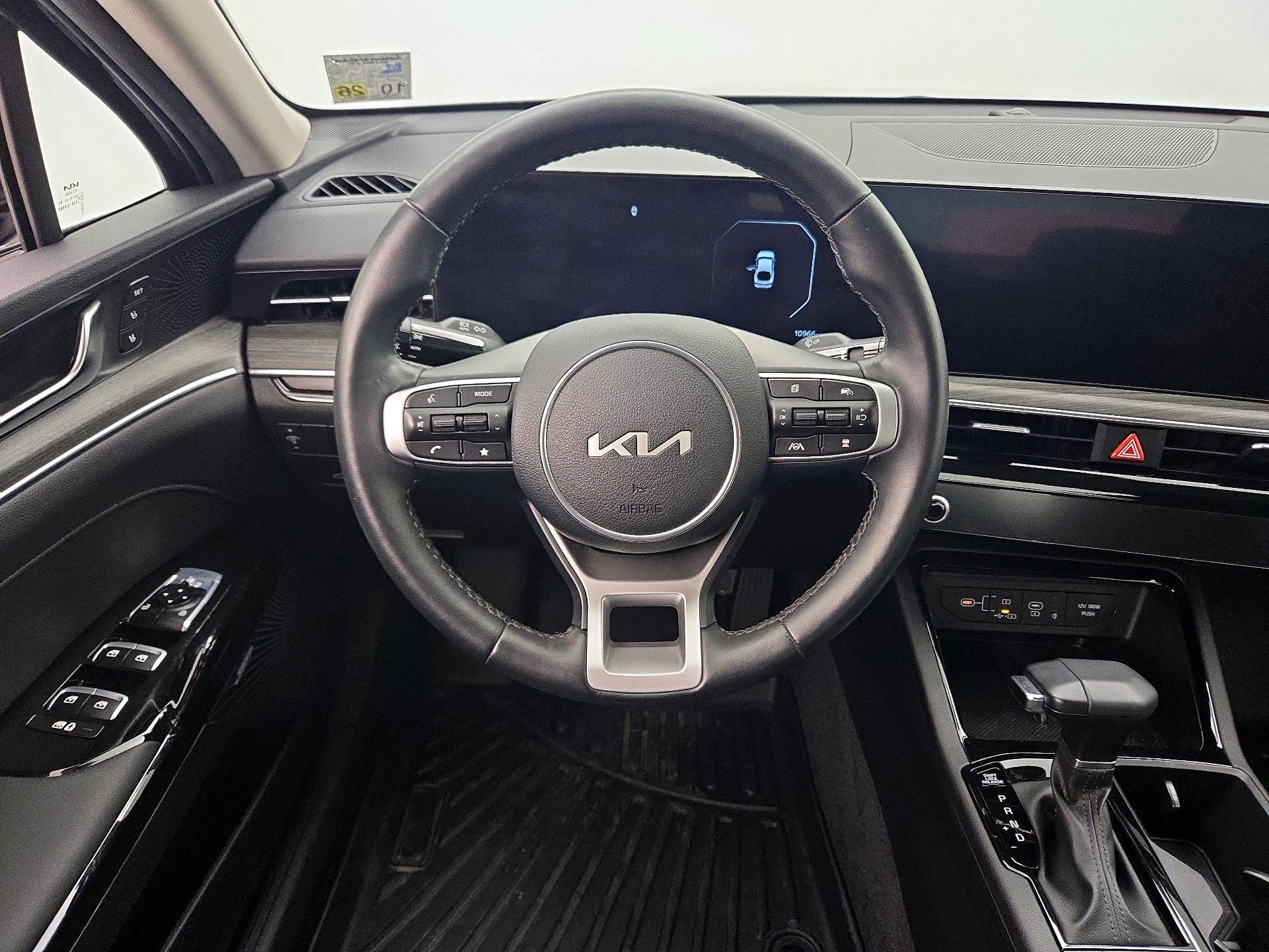 Thumbnail: 2025 Kia K5 - 10