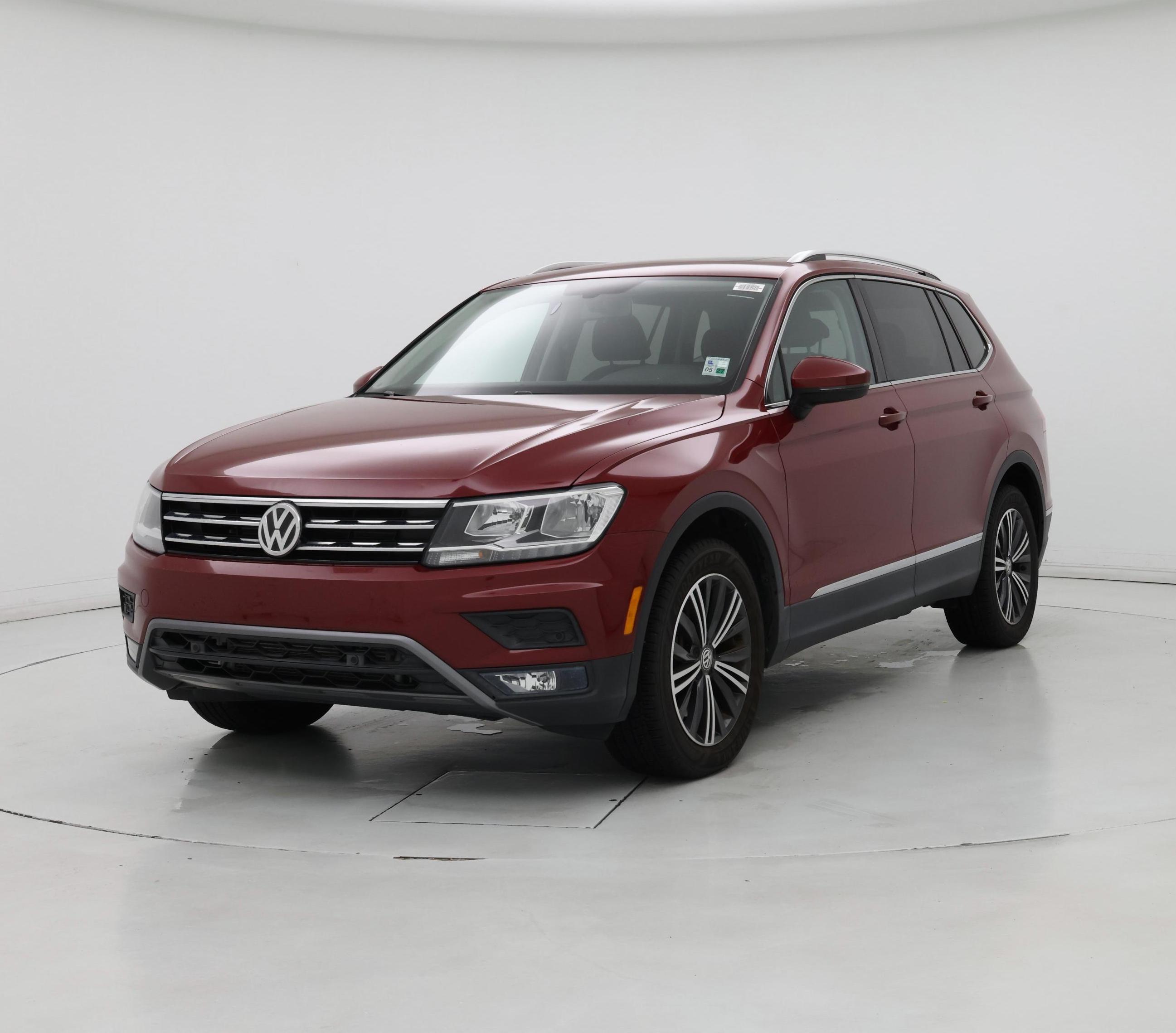 Thumbnail: 2019 Volkswagen Tiguan - 4