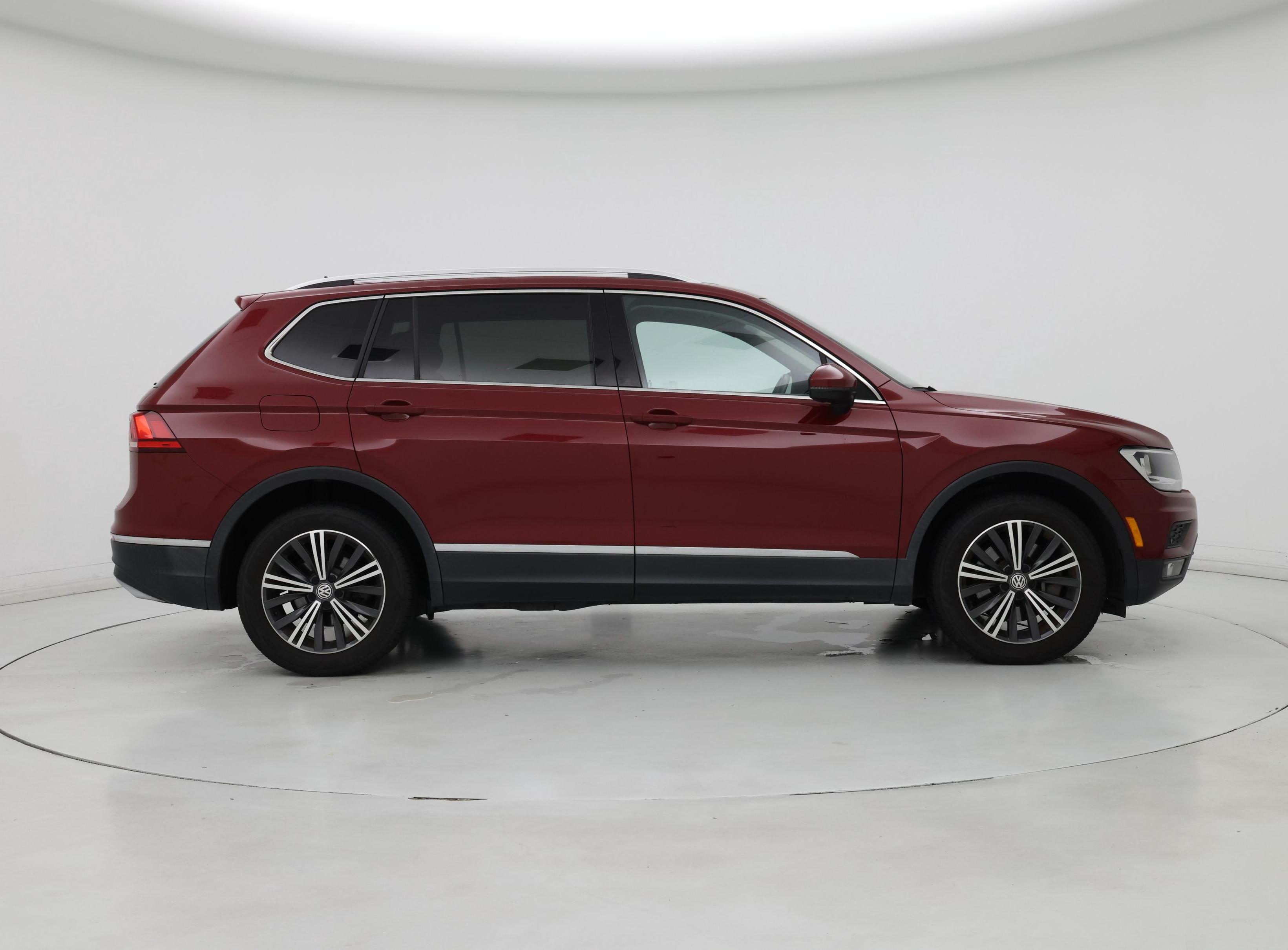 Thumbnail: 2019 Volkswagen Tiguan - 7