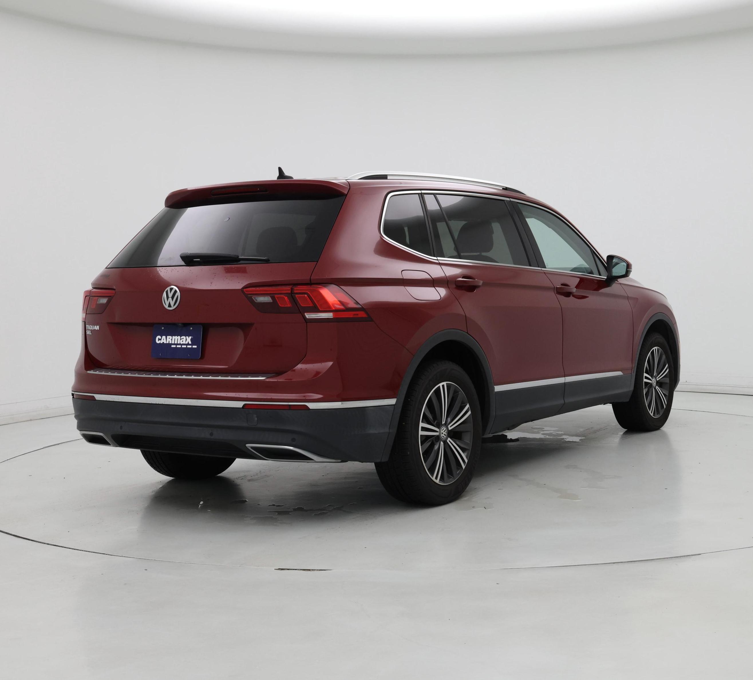 Thumbnail: 2019 Volkswagen Tiguan - 8