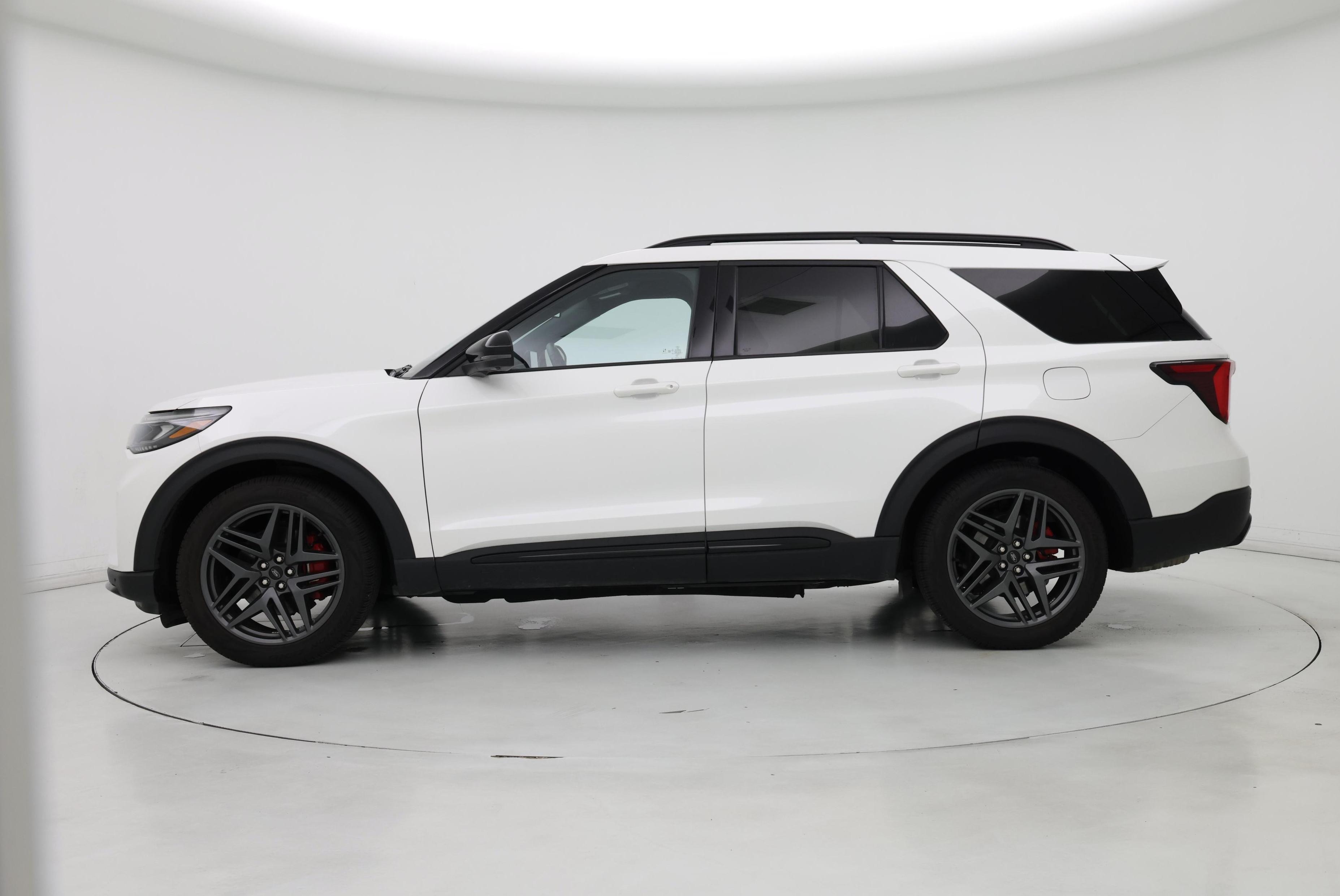 Thumbnail: 2025 Ford Explorer - 3