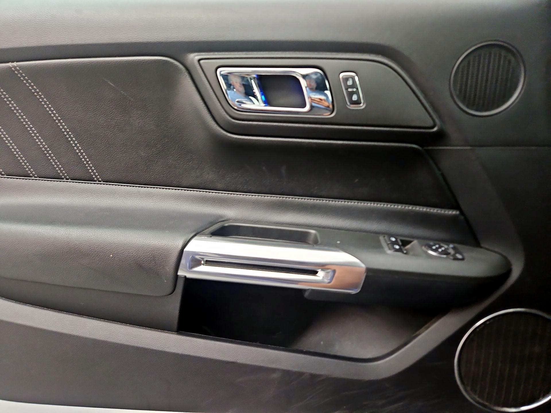 Thumbnail: 2016 Ford Mustang - 10