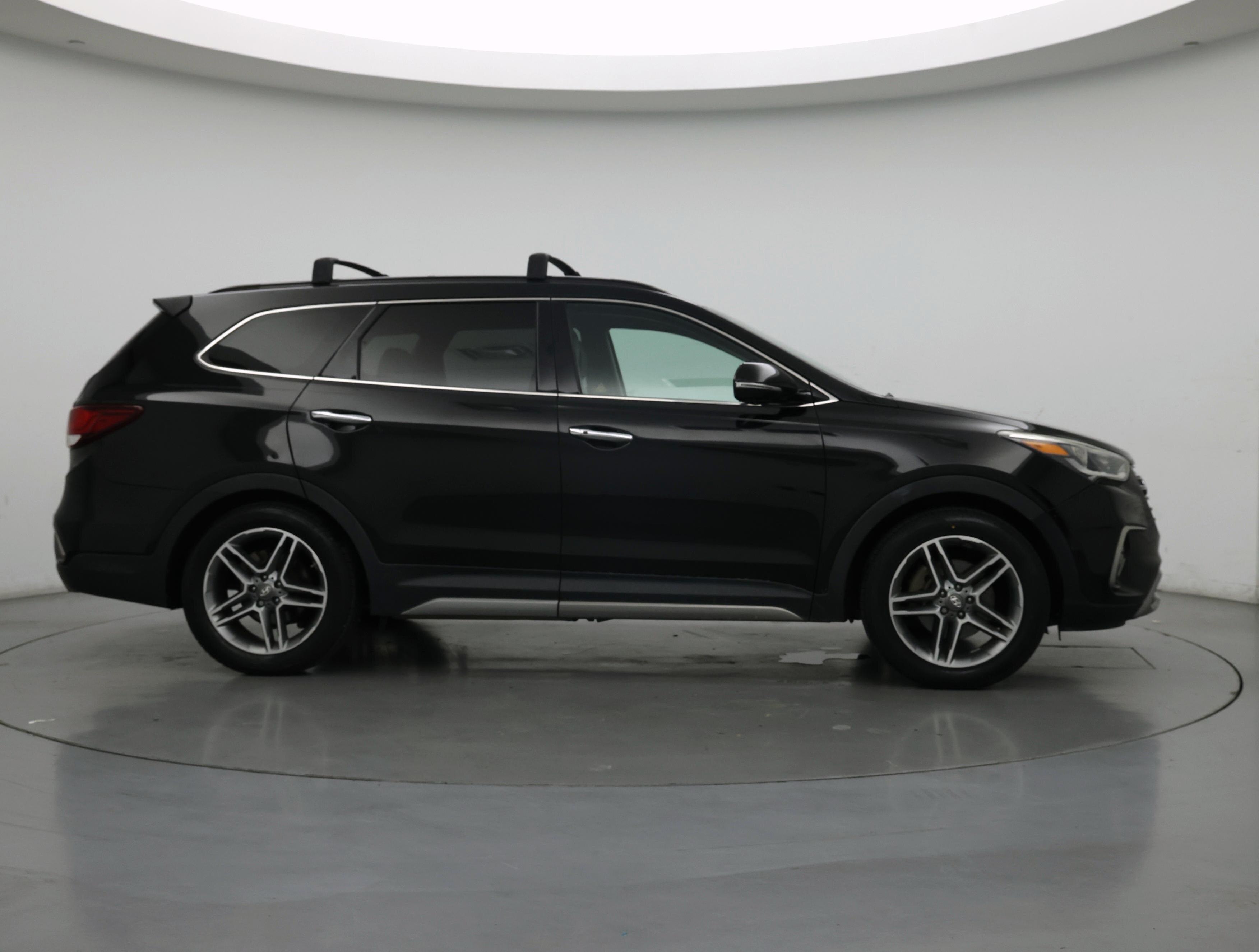 Thumbnail: 2017 Hyundai Santa Fe - 7