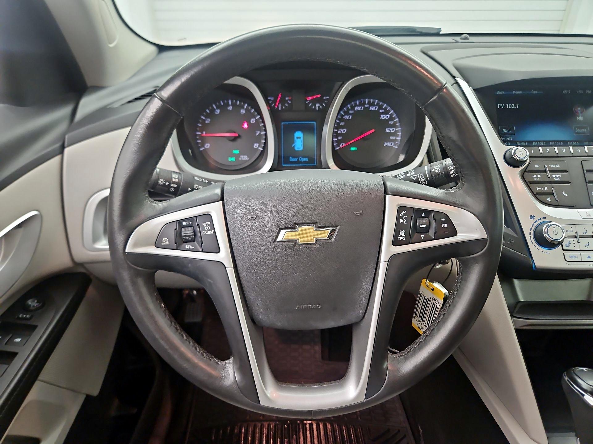 Thumbnail: 2016 Chevrolet Equinox - 10