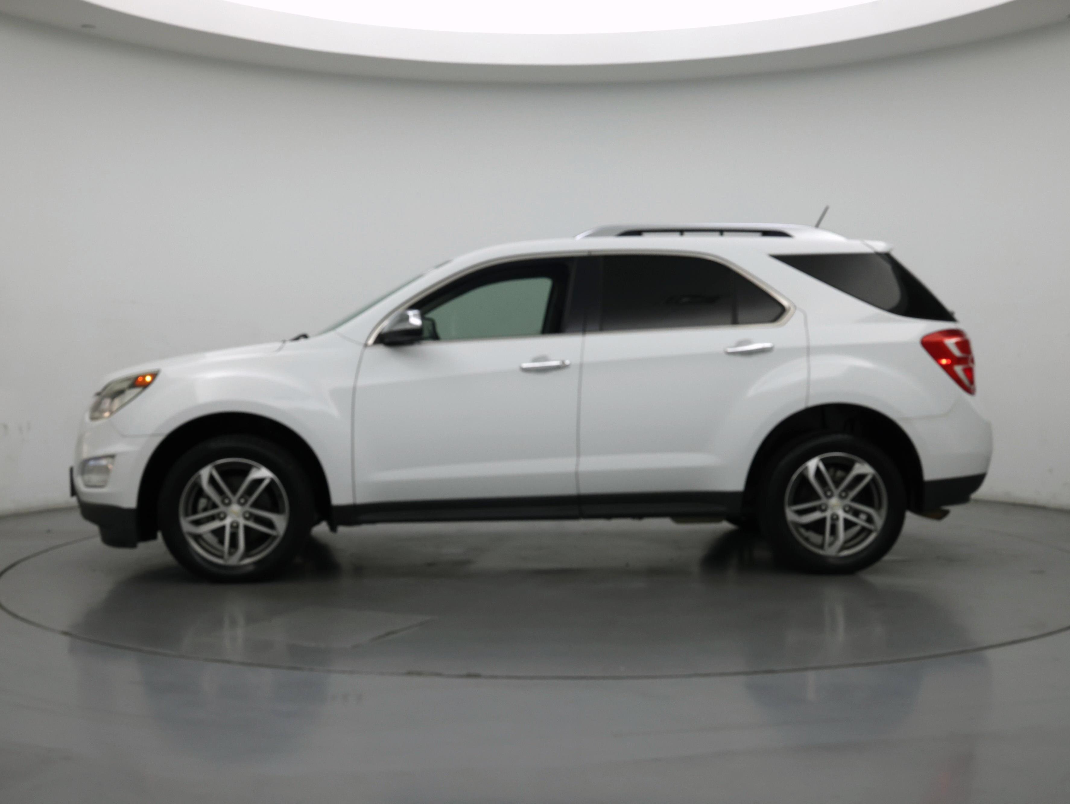 Thumbnail: 2016 Chevrolet Equinox - 3