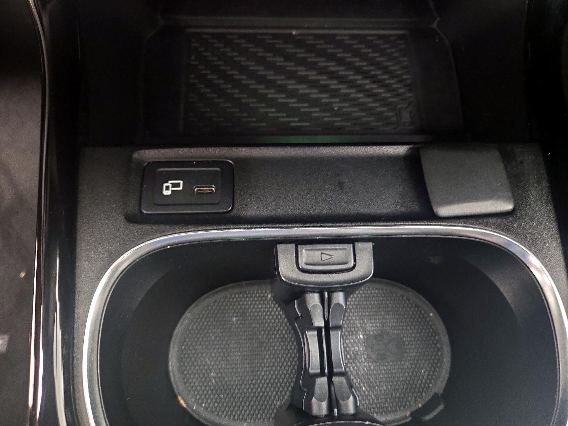 Thumbnail: 2020 Mercedes-Benz CLA - 18