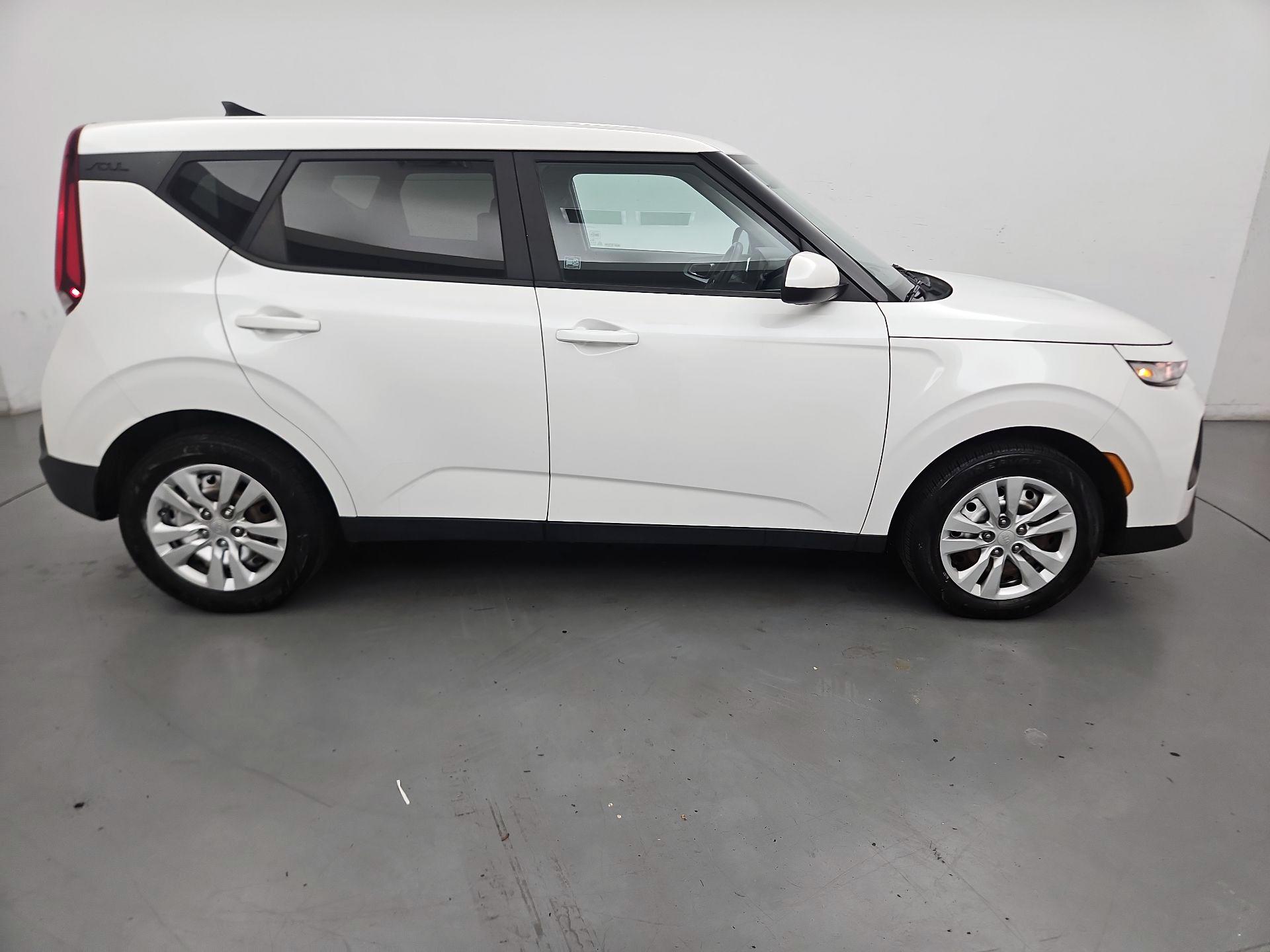 Thumbnail: 2021 Kia Soul - 4