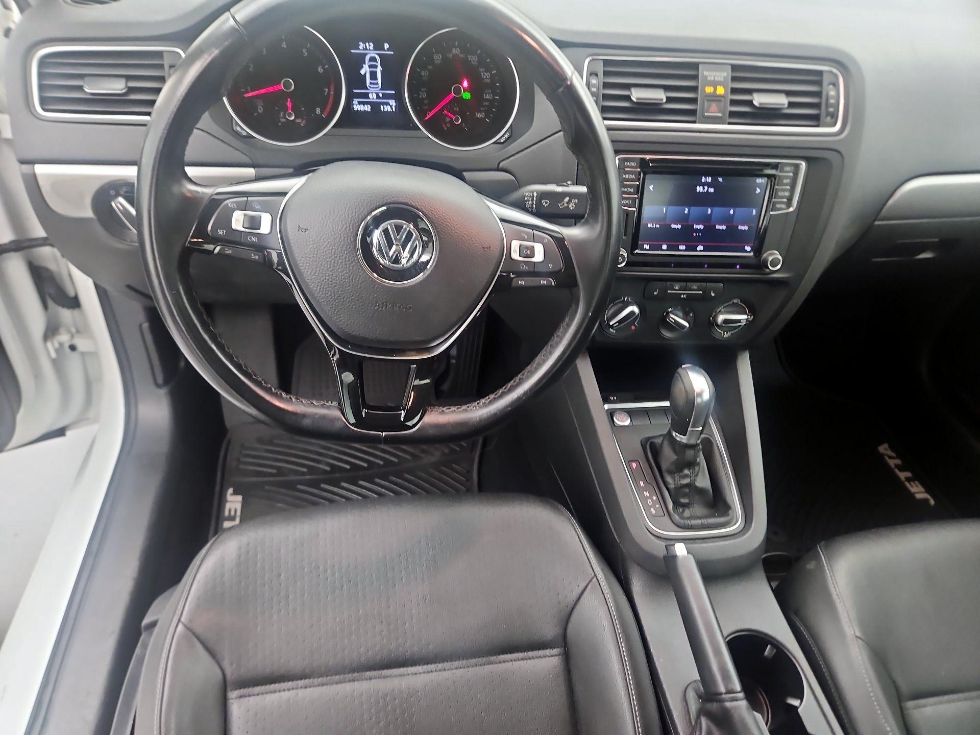 Thumbnail: 2018 Volkswagen Jetta - 9
