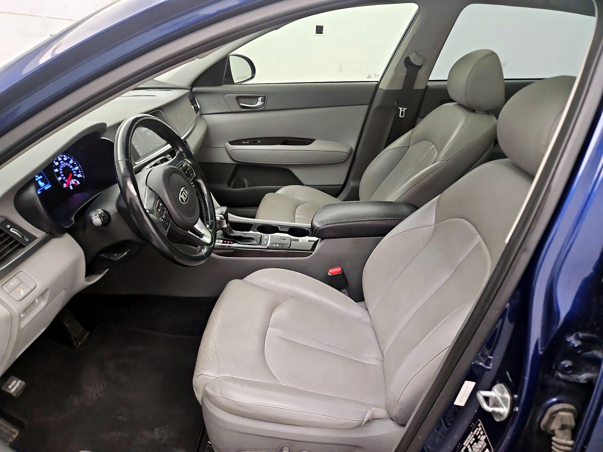 Thumbnail: 2016 Kia Optima - 9