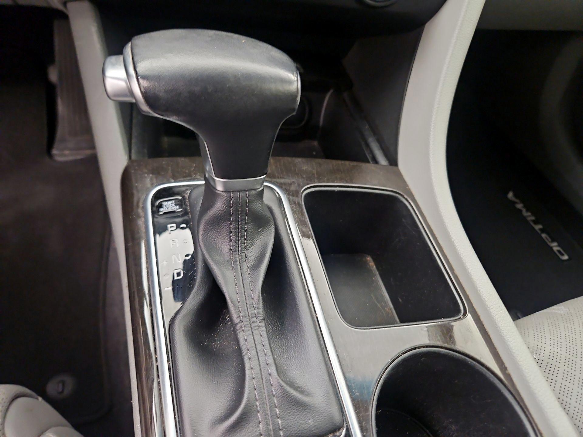 Thumbnail: 2016 Kia Optima - 15