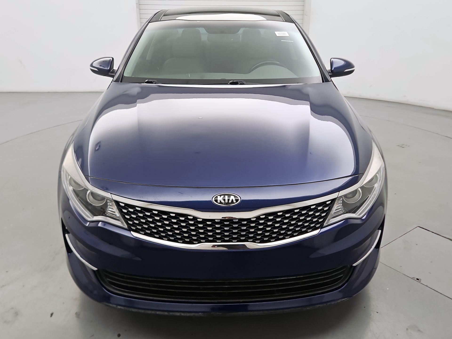 Thumbnail: 2016 Kia Optima - 2
