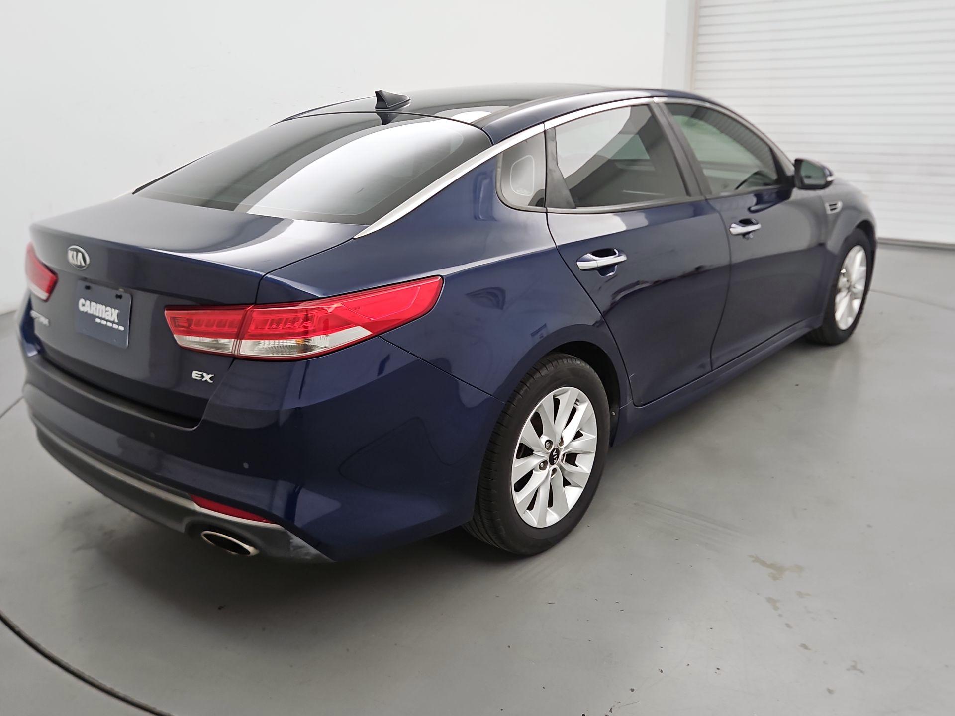 Thumbnail: 2016 Kia Optima - 5