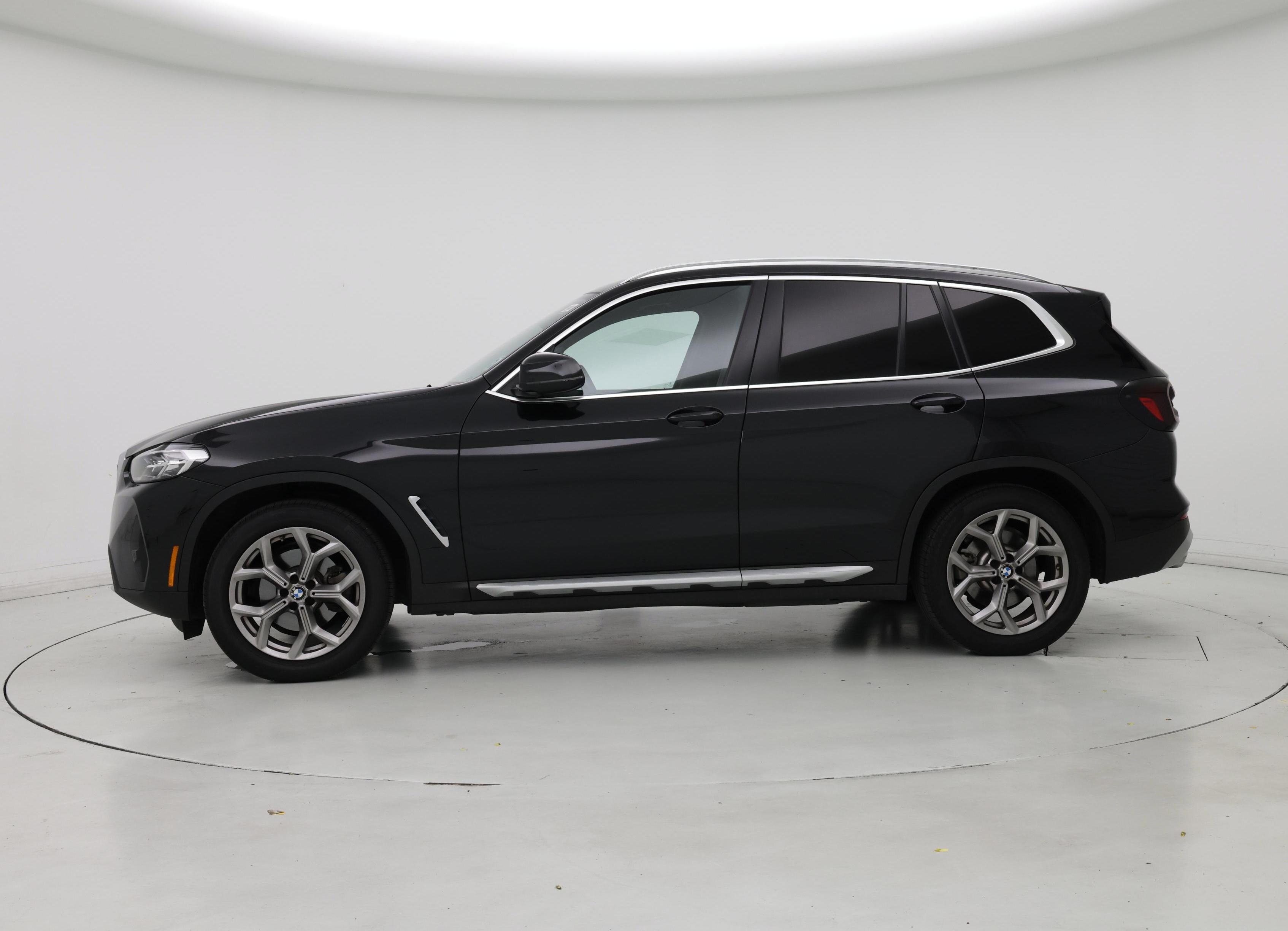 Thumbnail: 2022 BMW X3 - 3