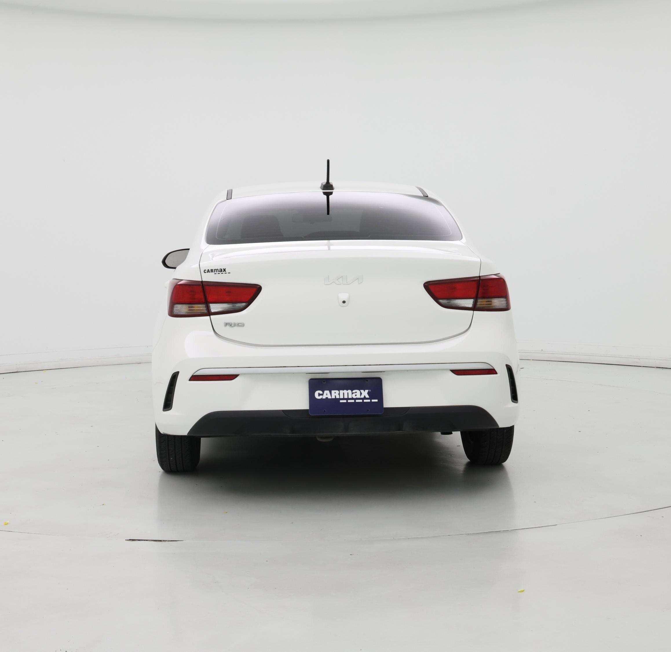 Thumbnail: 2022 Kia Rio - 6