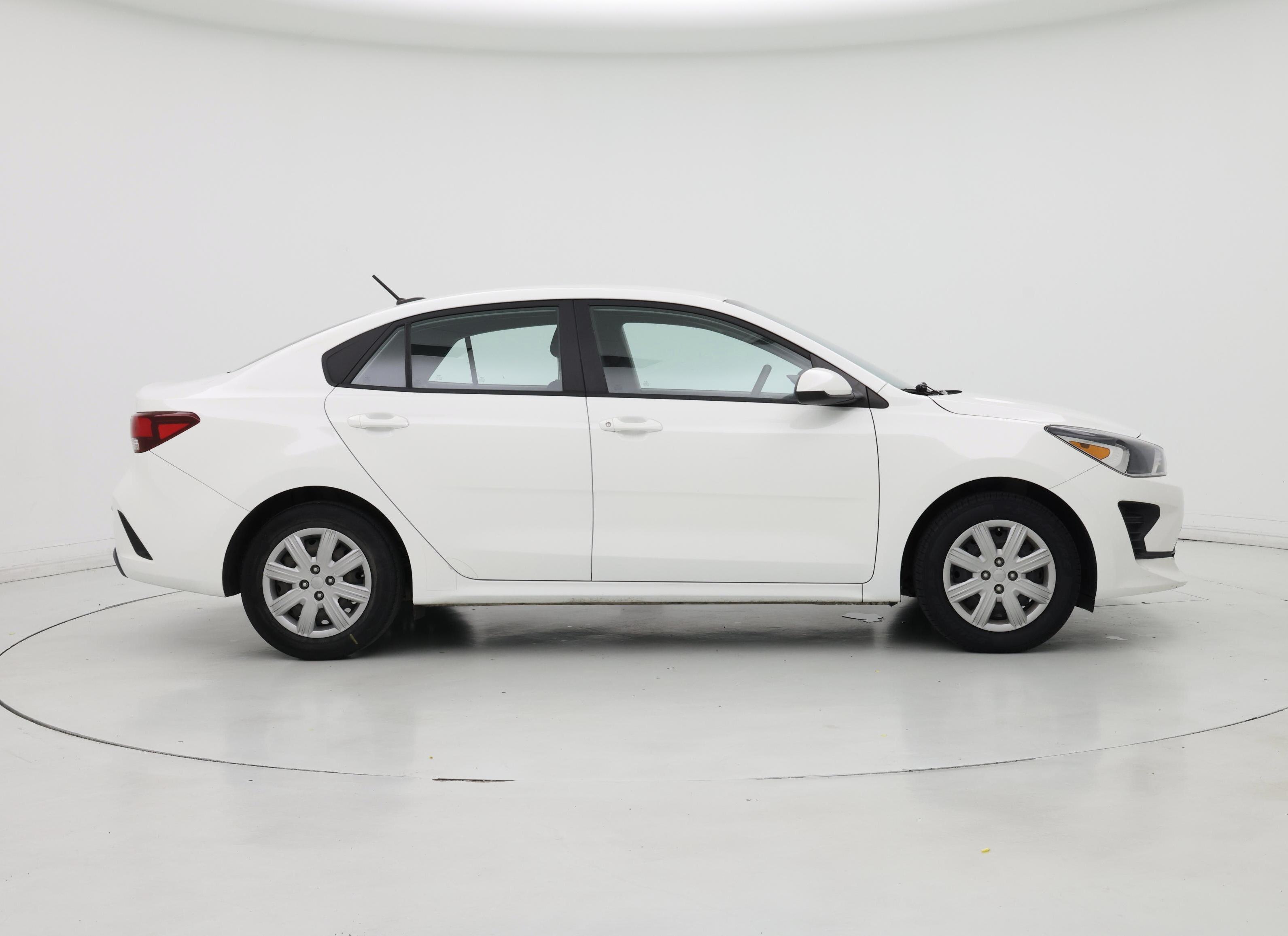 Thumbnail: 2022 Kia Rio - 7