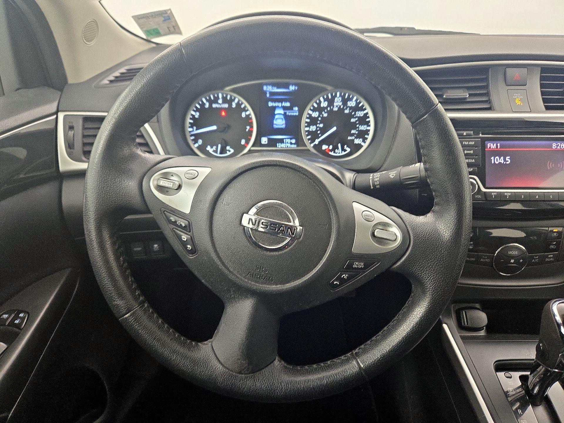 Thumbnail: 2018 Nissan Sentra - 10