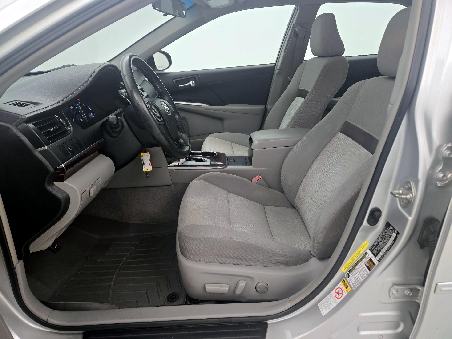 Thumbnail: 2014 Toyota Camry - 11