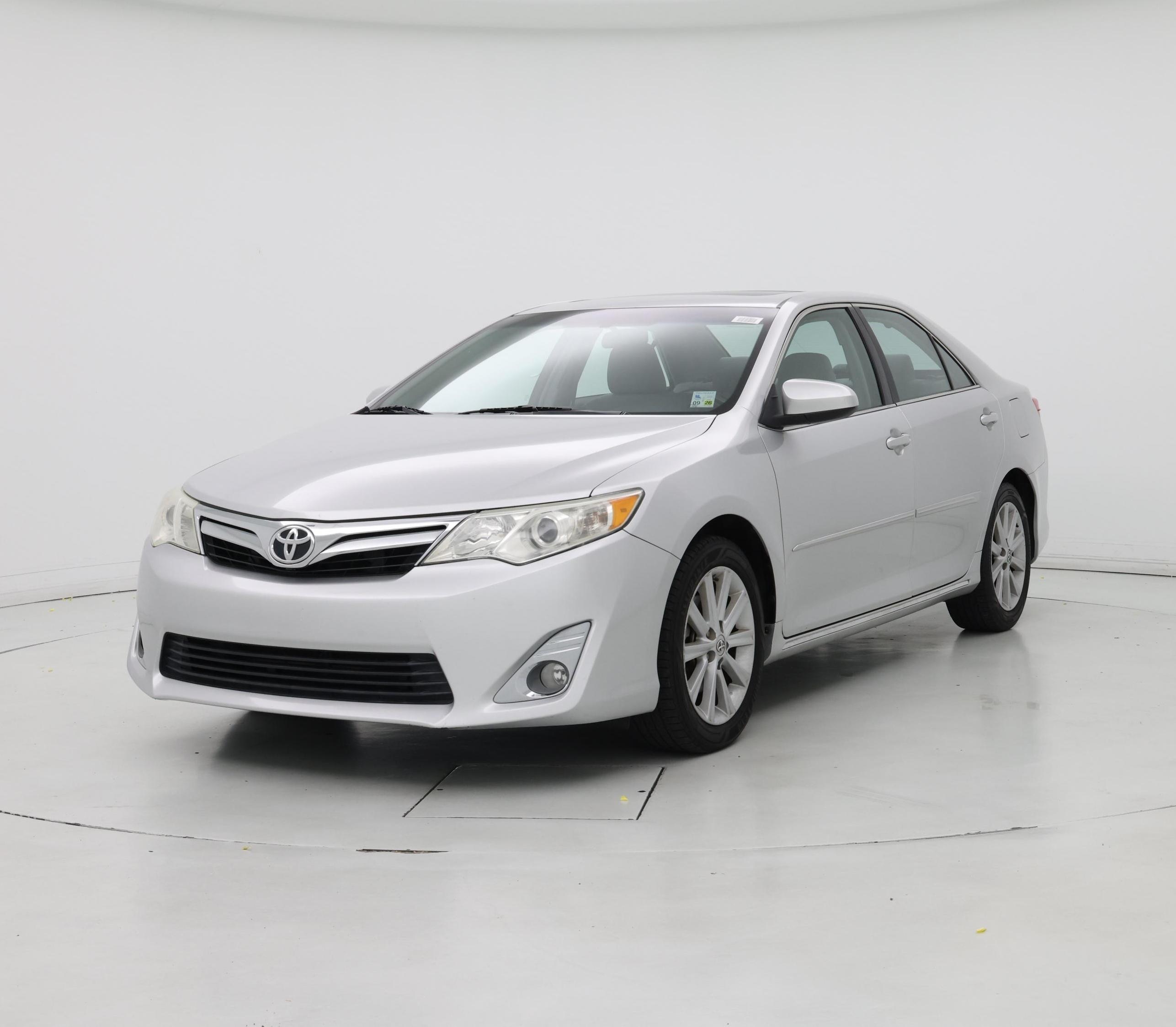 Thumbnail: 2014 Toyota Camry - 4
