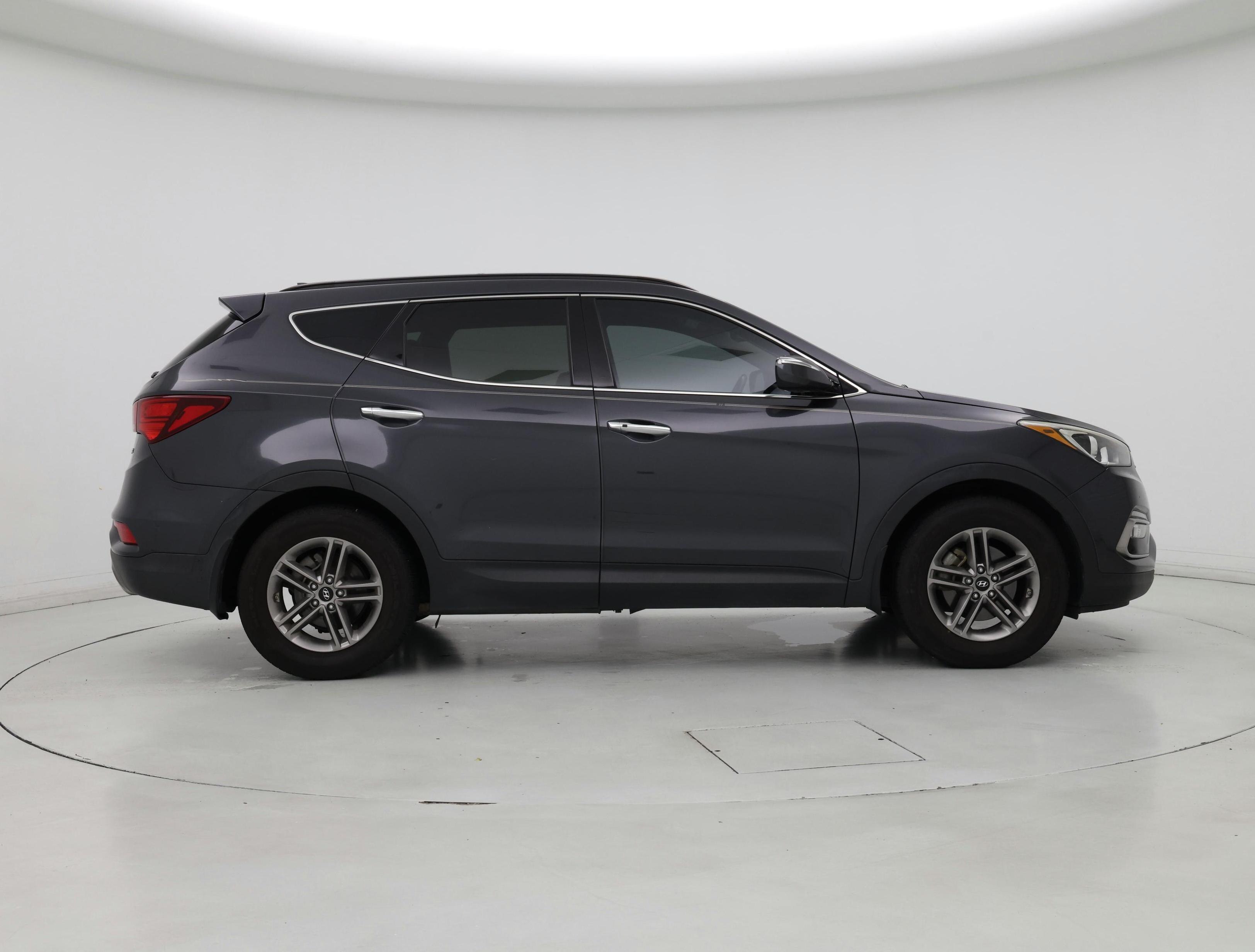 Thumbnail: 2017 Hyundai Santa Fe - 7