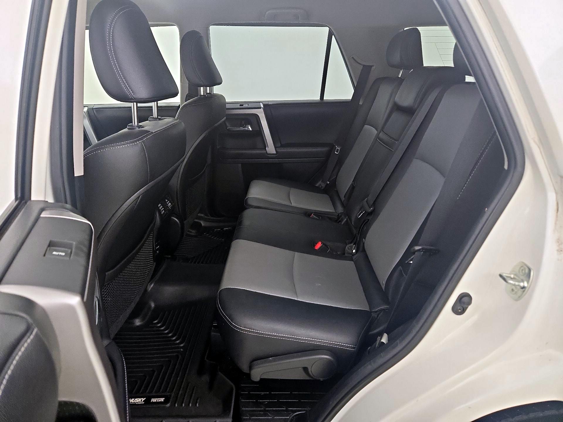 Thumbnail: 2018 Toyota 4Runner - 20