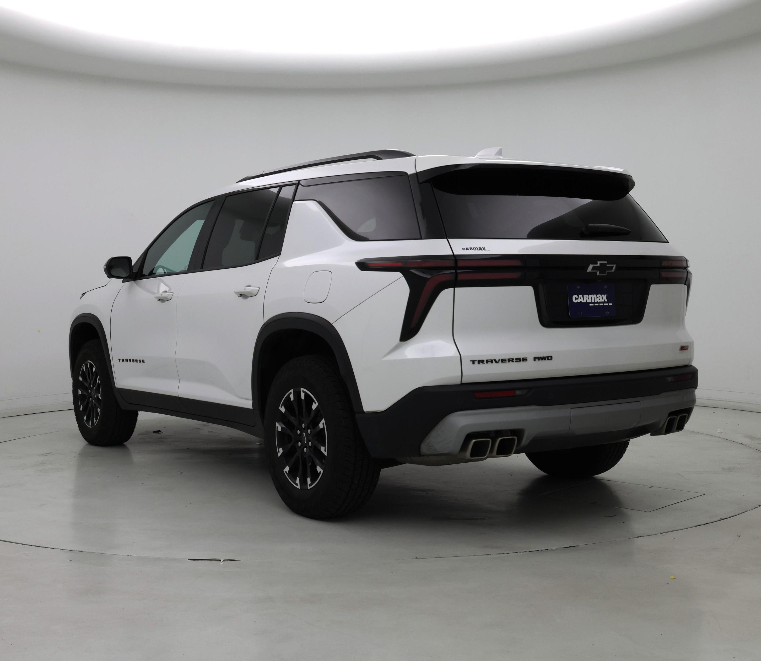 Thumbnail: 2025 Chevrolet Traverse - 2
