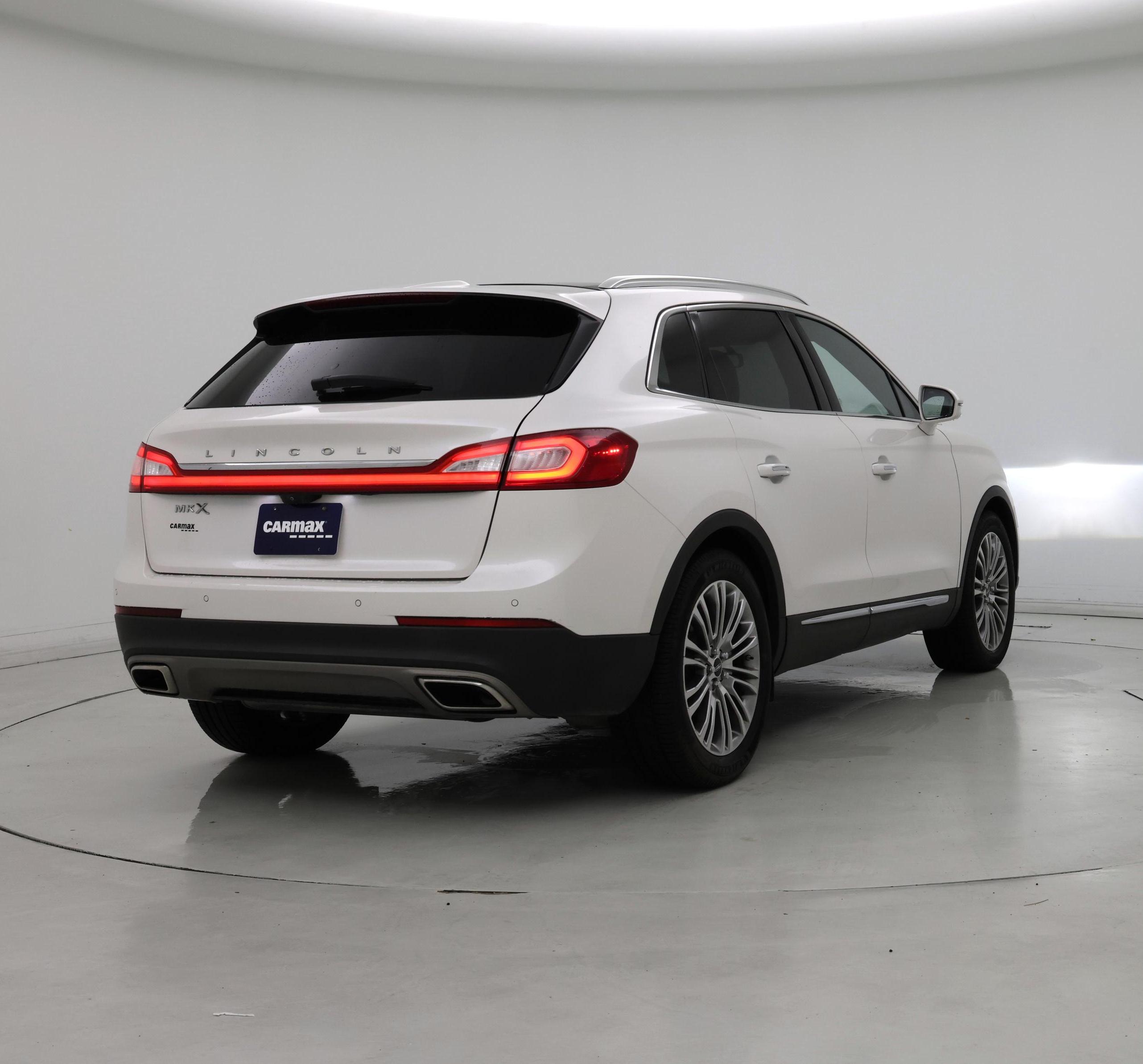 Thumbnail: 2016 Lincoln MKX - 8
