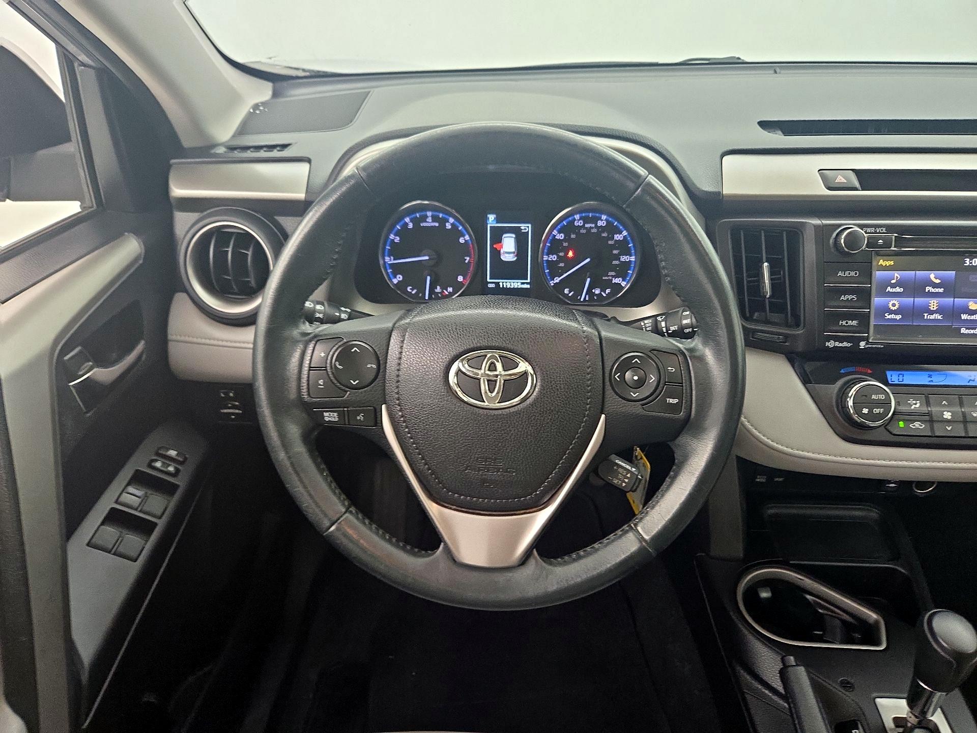 Thumbnail: 2016 Toyota RAV4 - 10