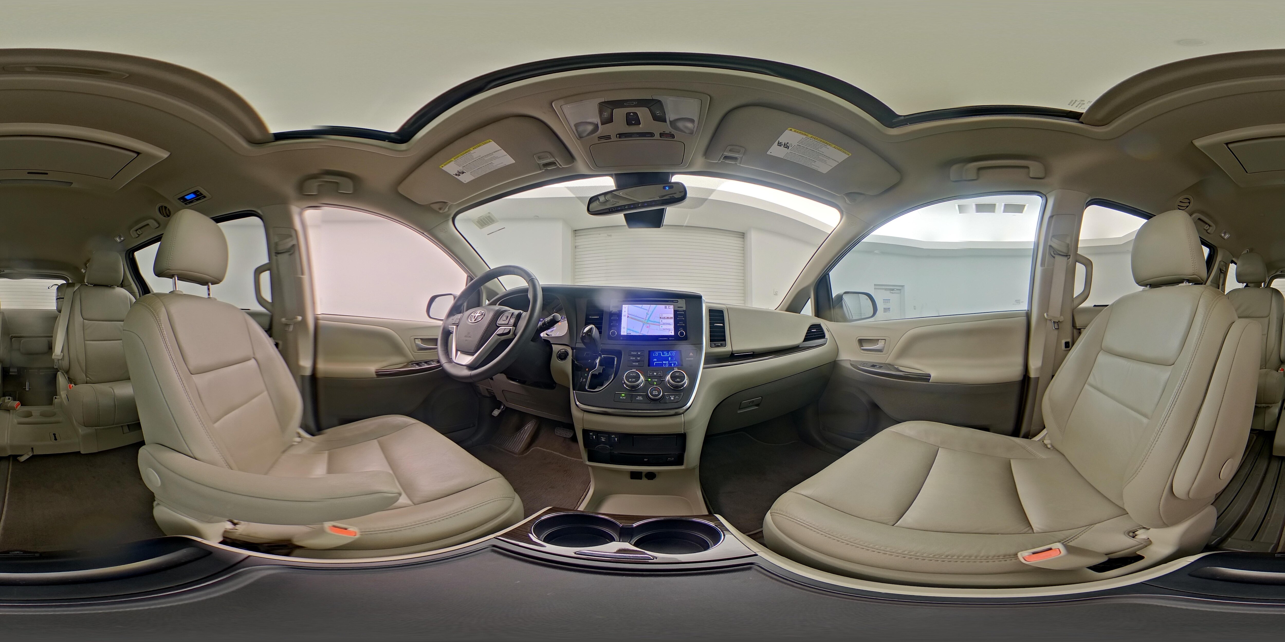 2018 Toyota Sienna XLE Premium - Photo 28