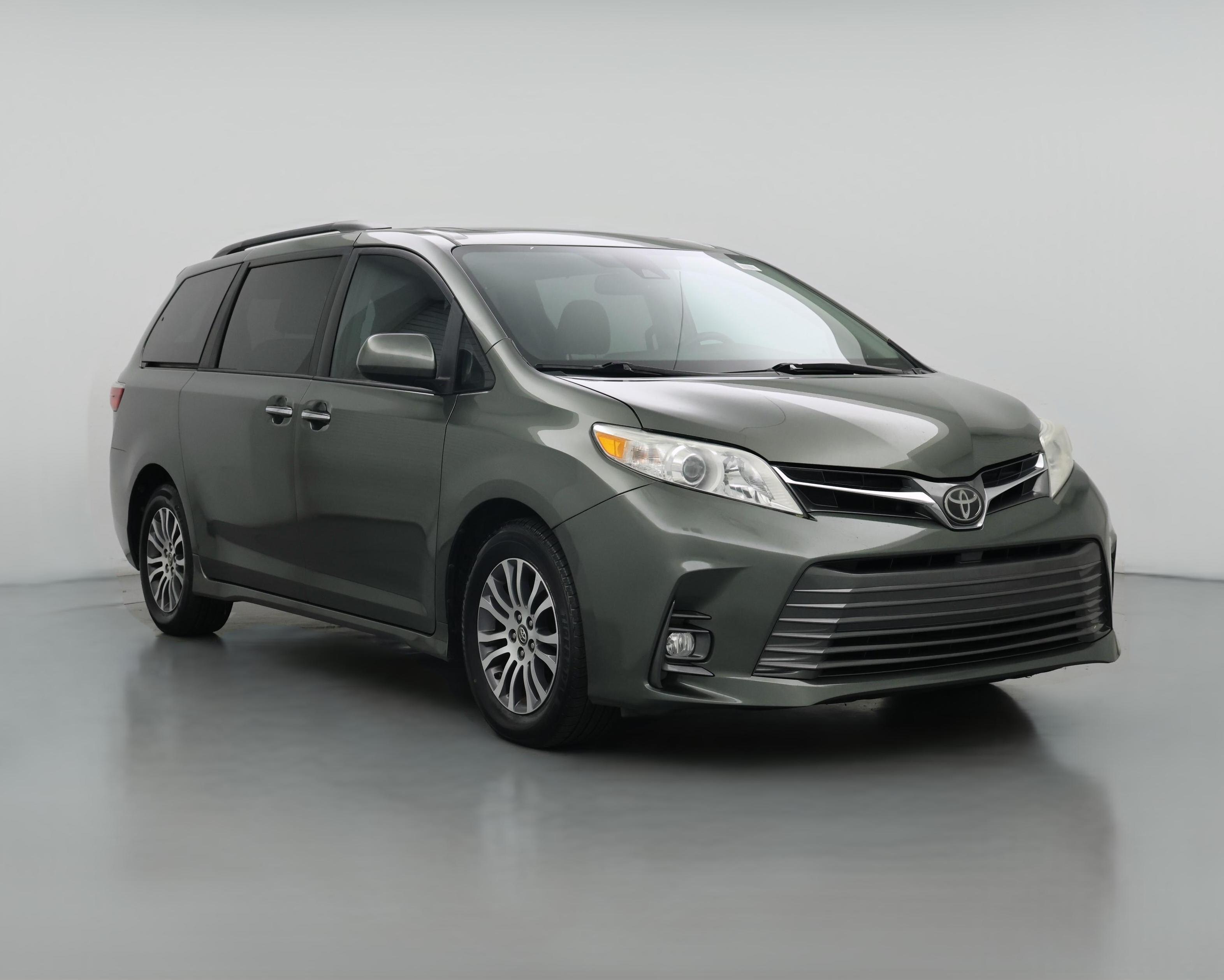 Thumbnail: 2018 Toyota Sienna - 1
