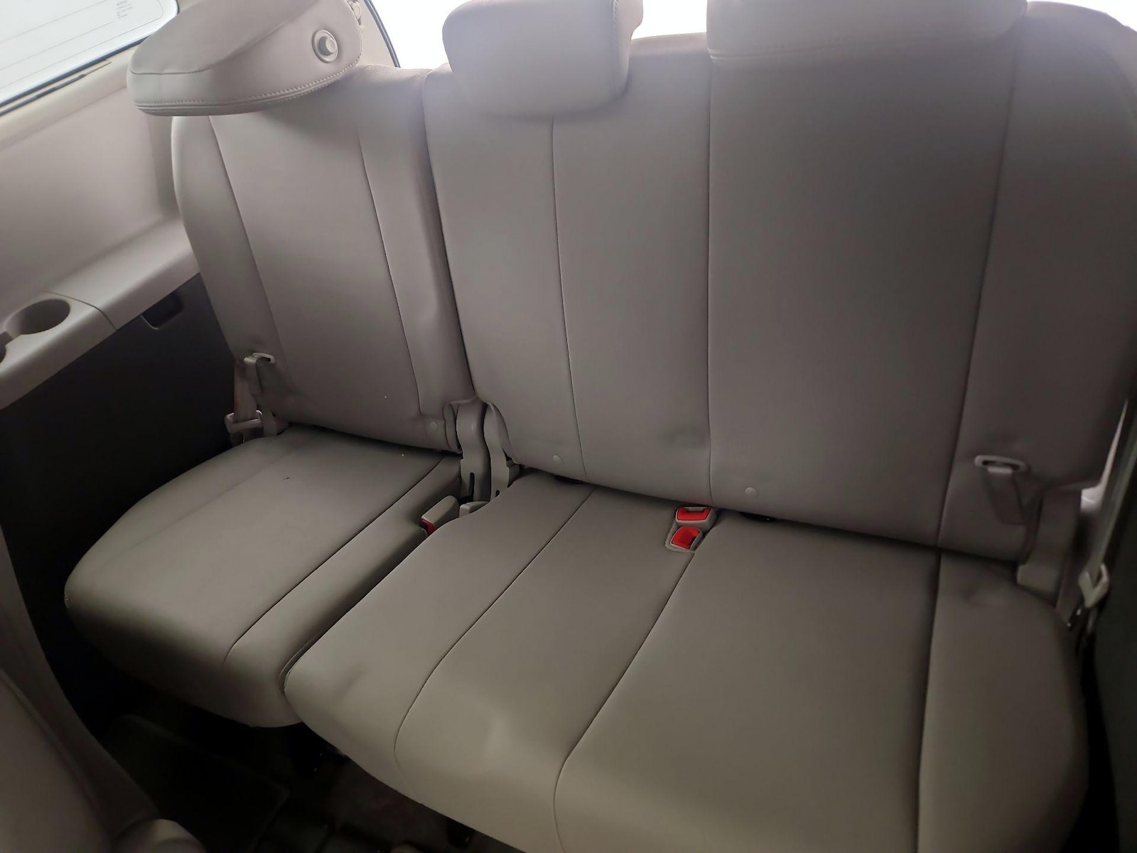 2018 Toyota Sienna XLE Premium - Photo 23