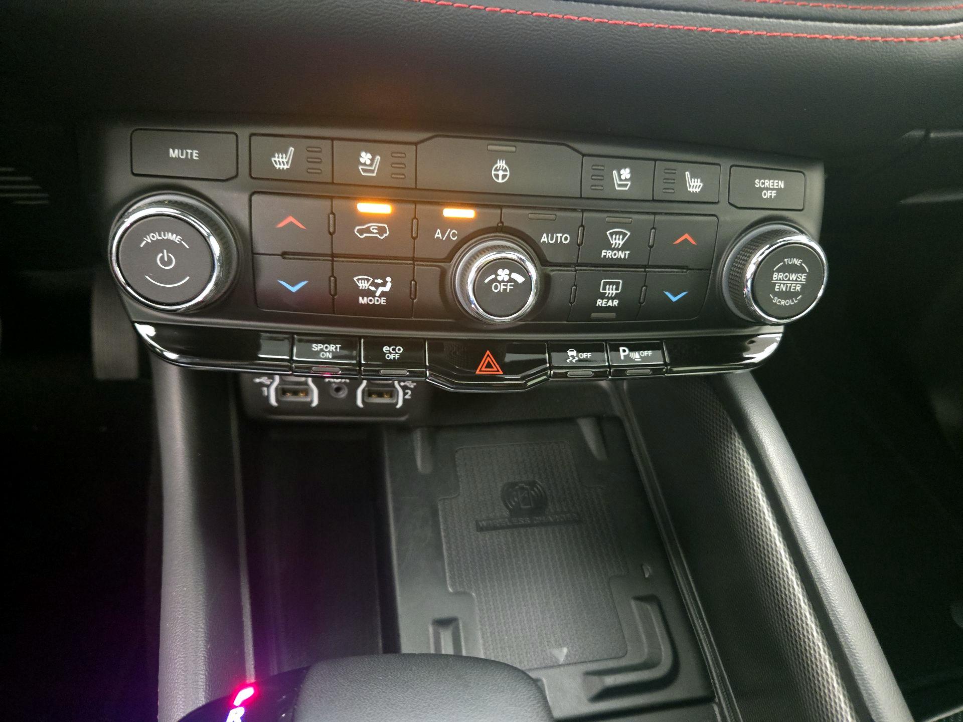 Thumbnail: 2023 Dodge Durango - 17