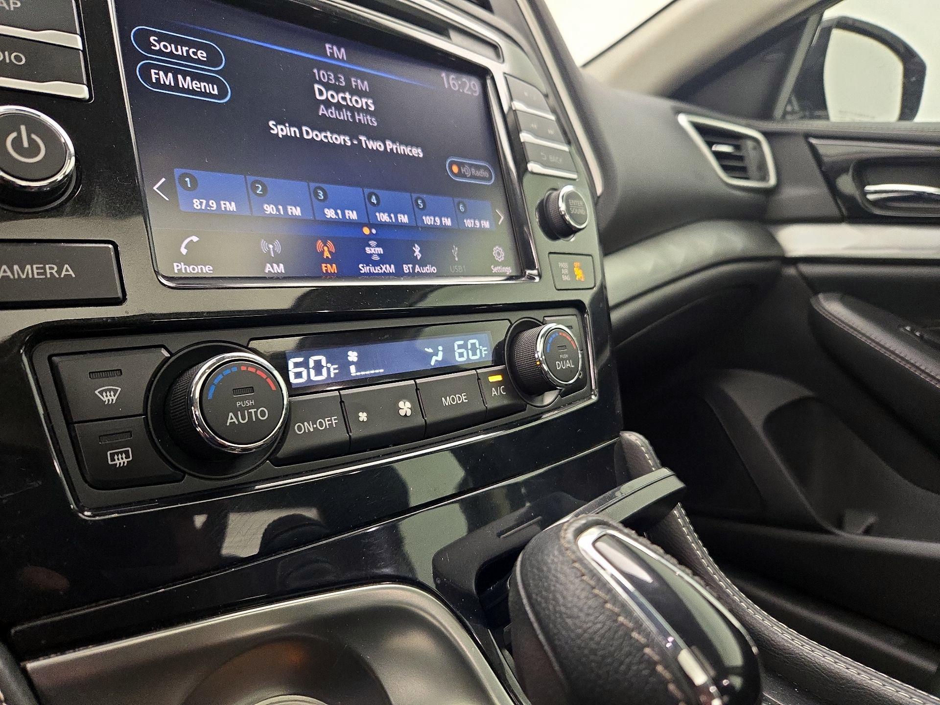 Thumbnail: 2020 Nissan Maxima - 17