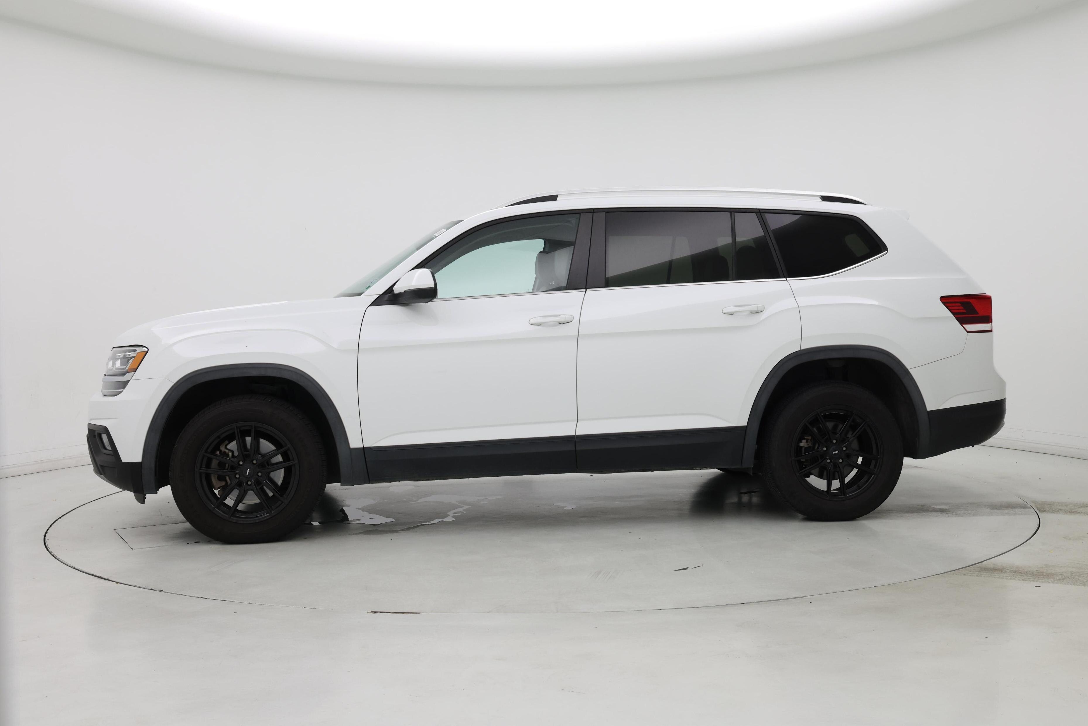 Thumbnail: 2019 Volkswagen Atlas - 3