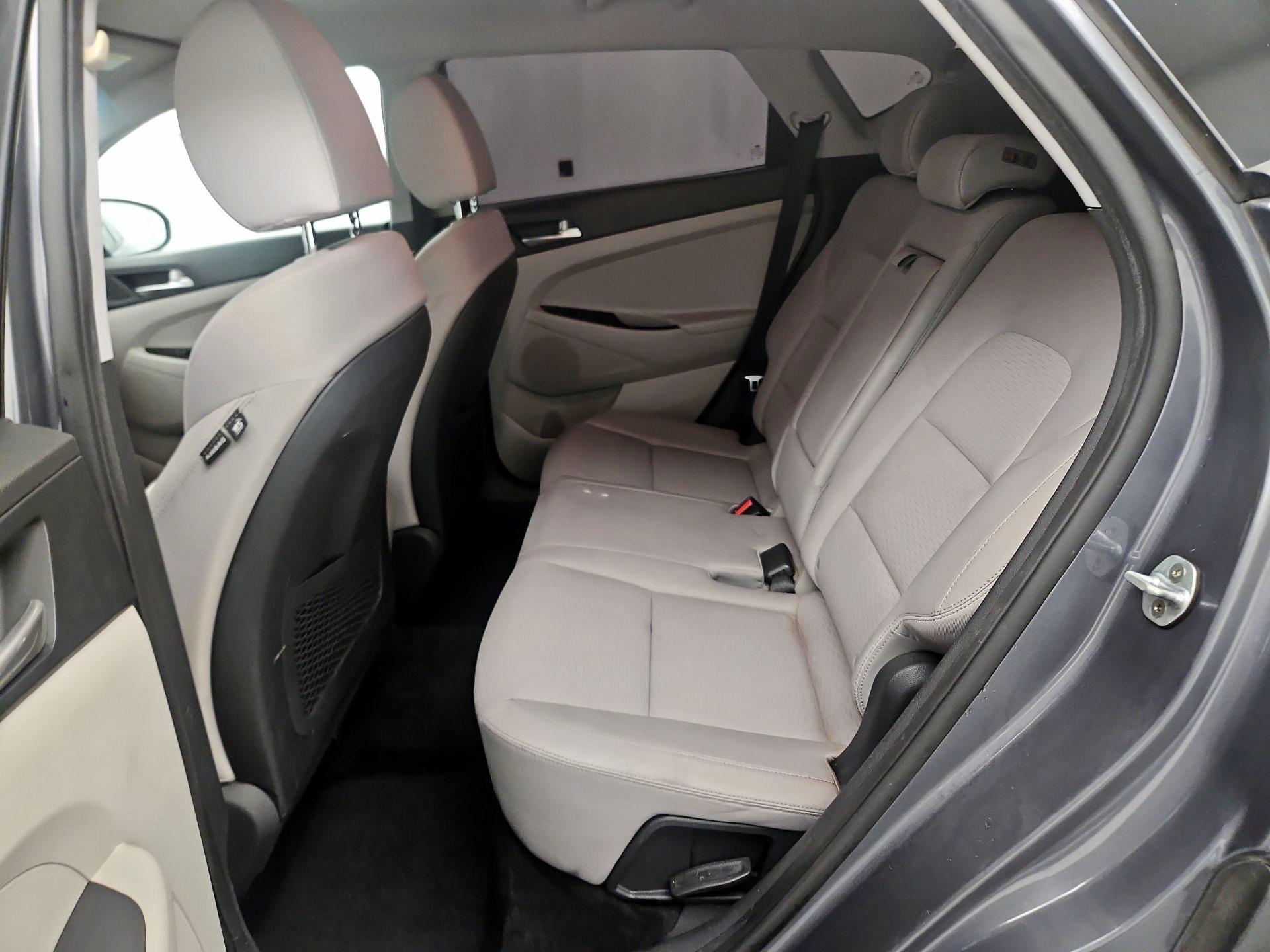Thumbnail: 2019 Hyundai Tucson - 17