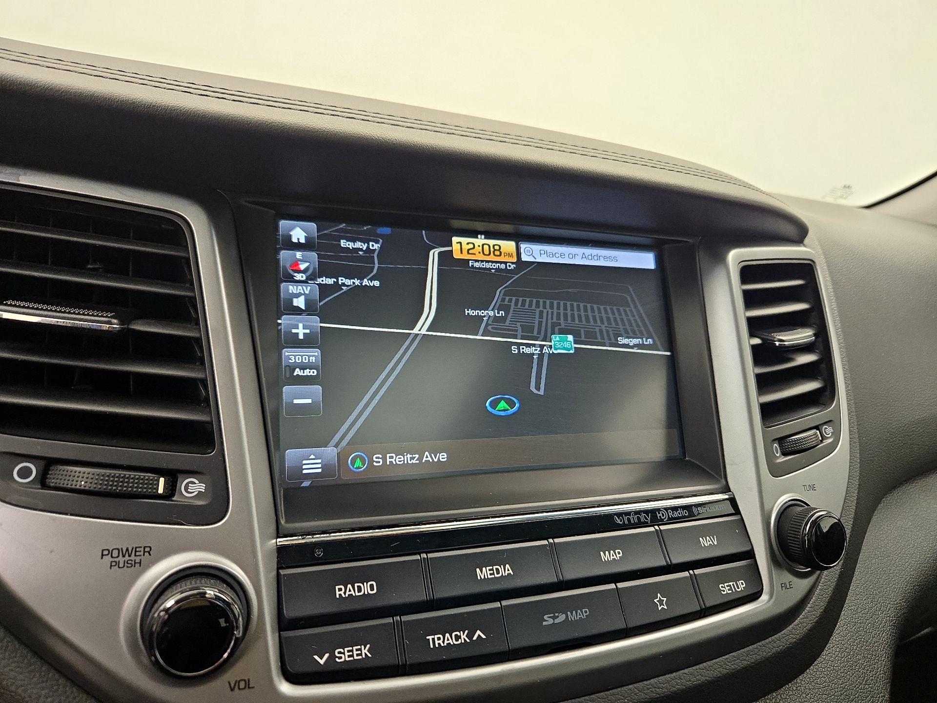 Thumbnail: 2018 Hyundai Tucson - 14